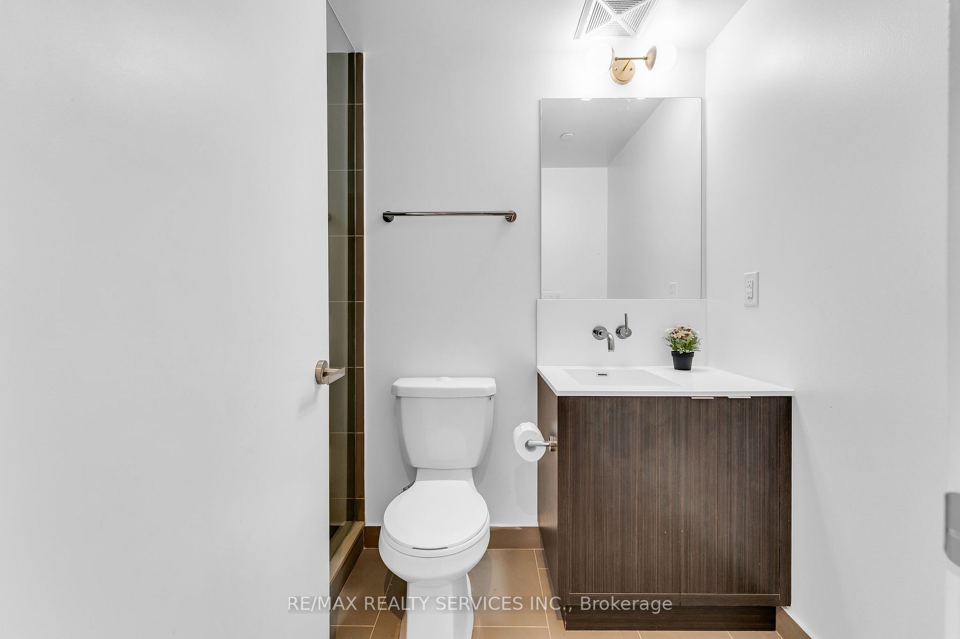 100 Harbour St, #1202
