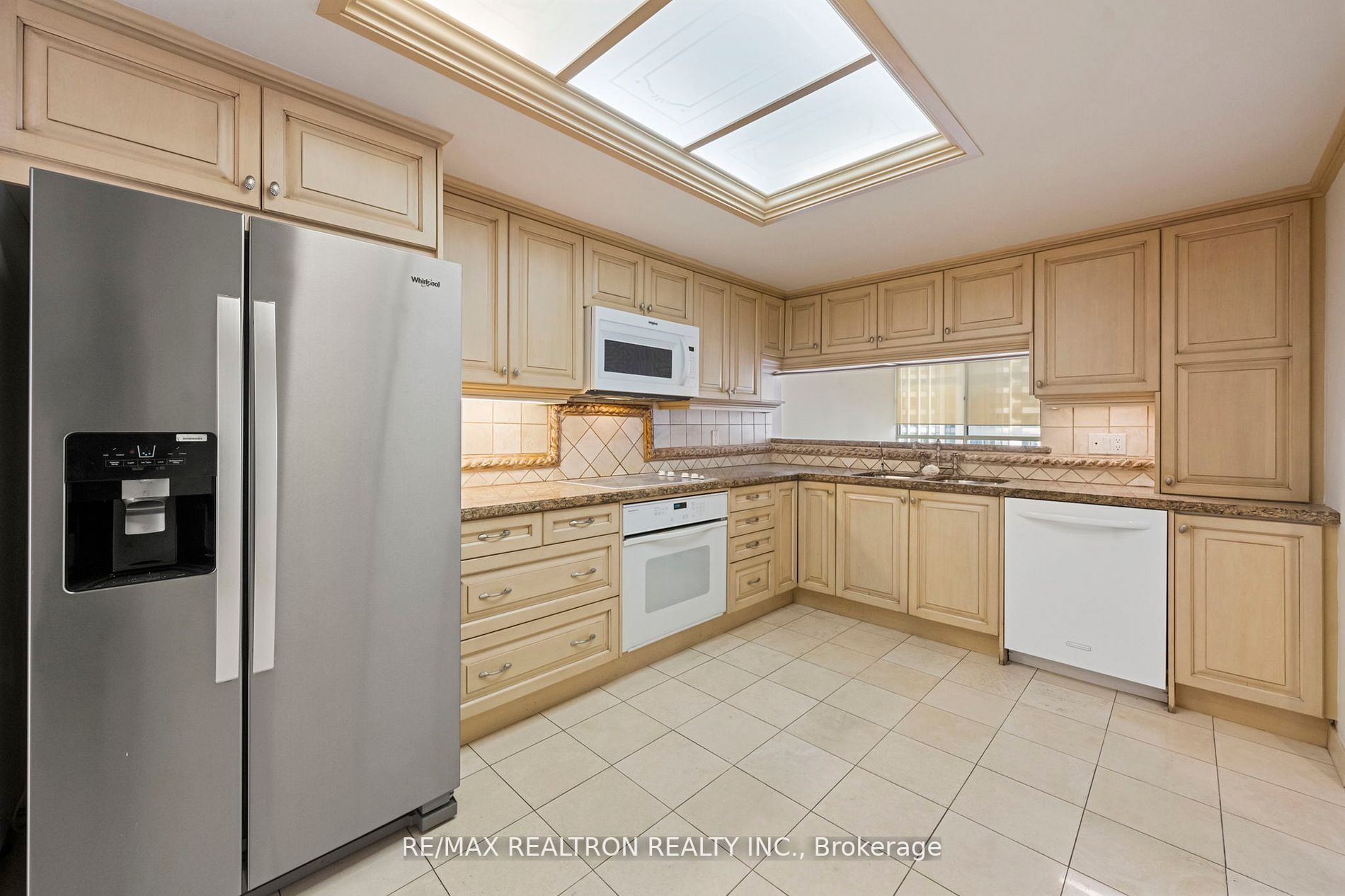 5444 Yonge Street, #1803