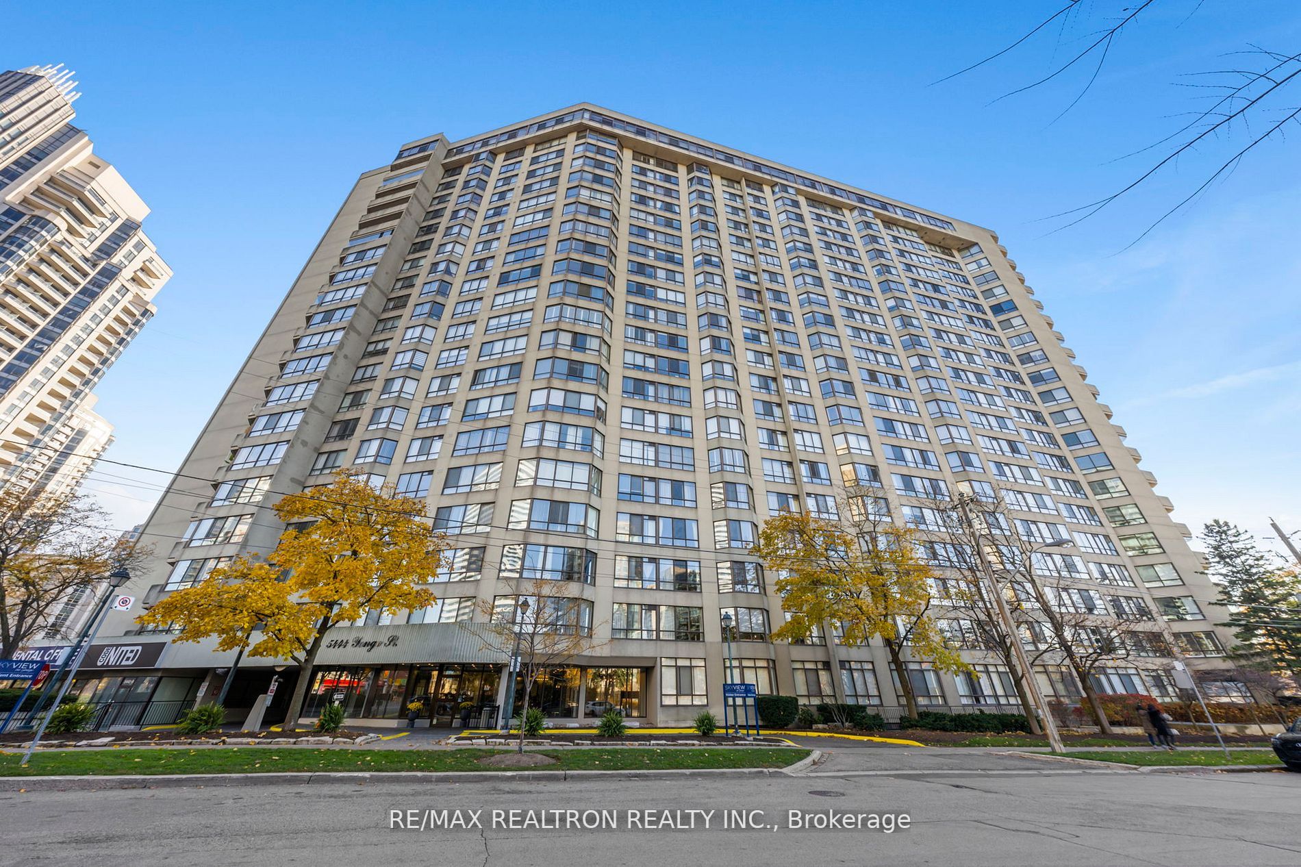 5444 Yonge Street, #1803