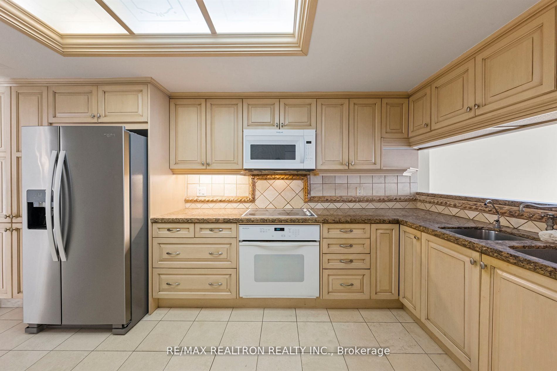 5444 Yonge Street, #1803