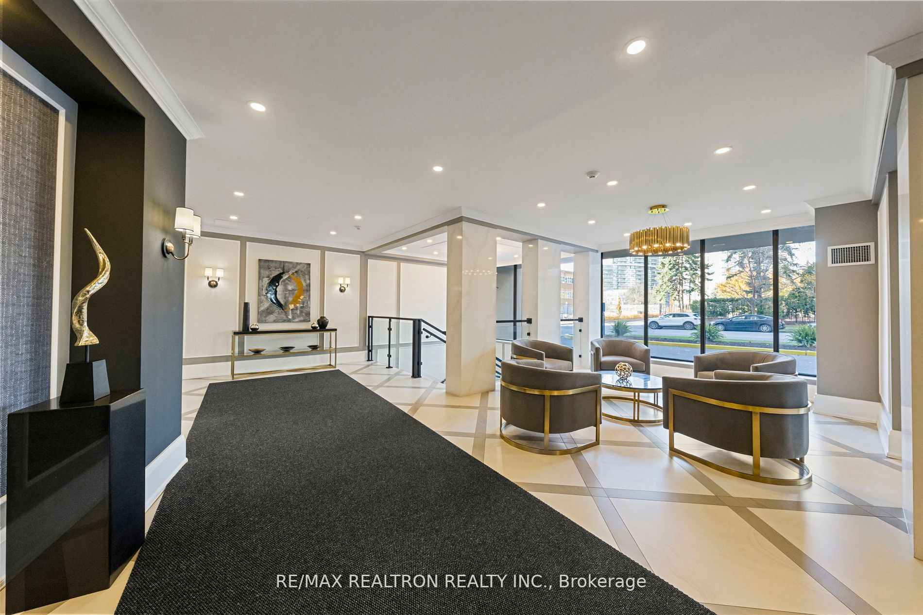 5444 Yonge Street, #1803