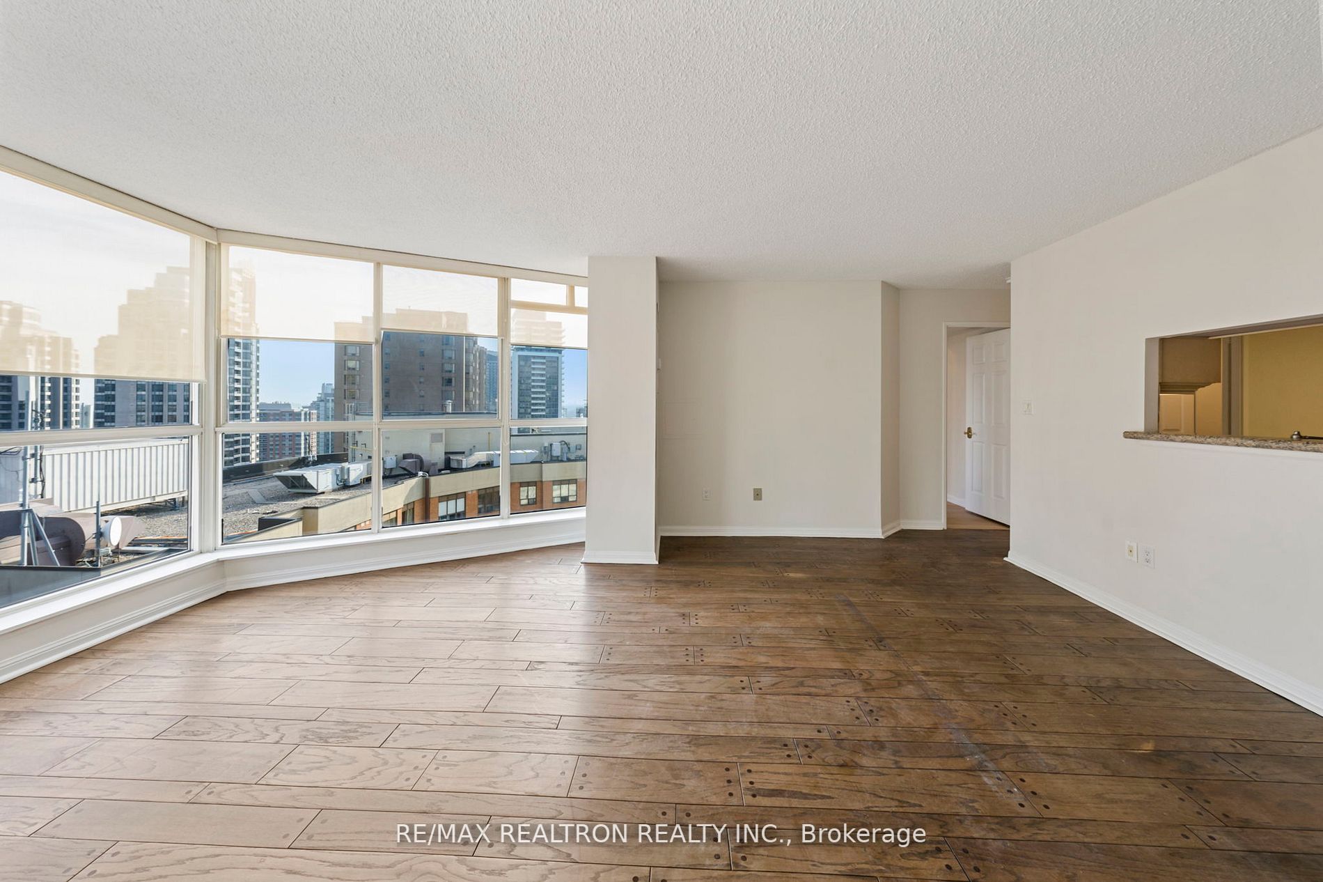 5444 Yonge Street, #1803