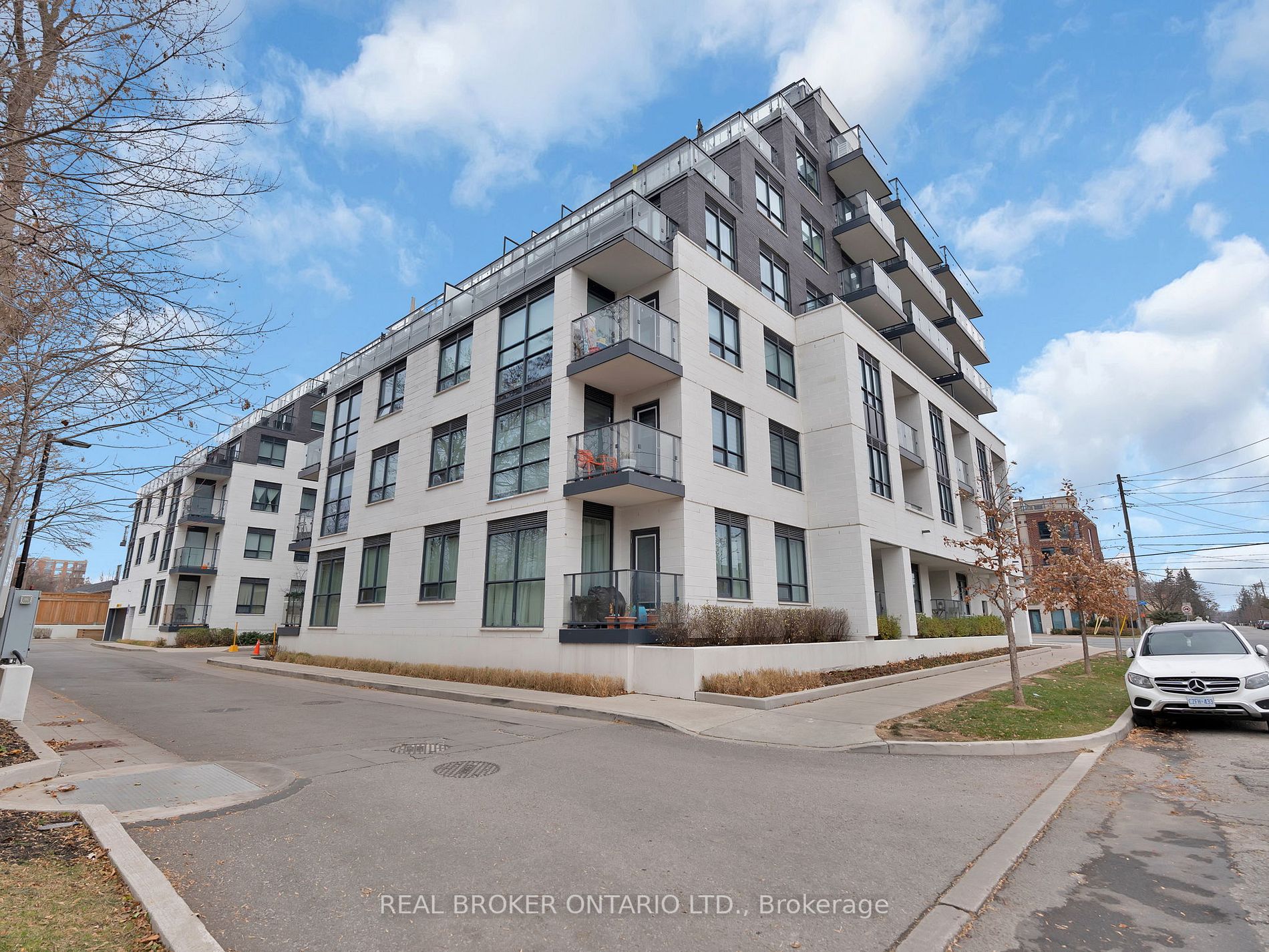 741 Sheppard Avenue W #706