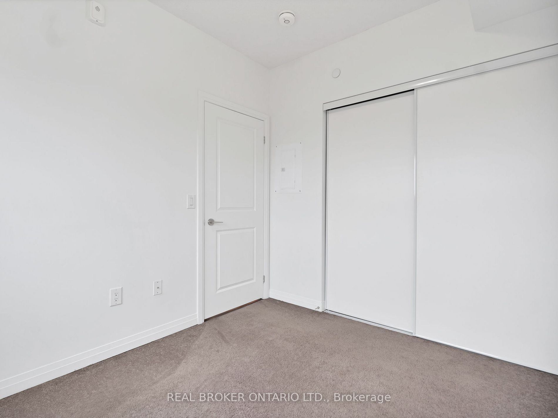 741 Sheppard Avenue W #706