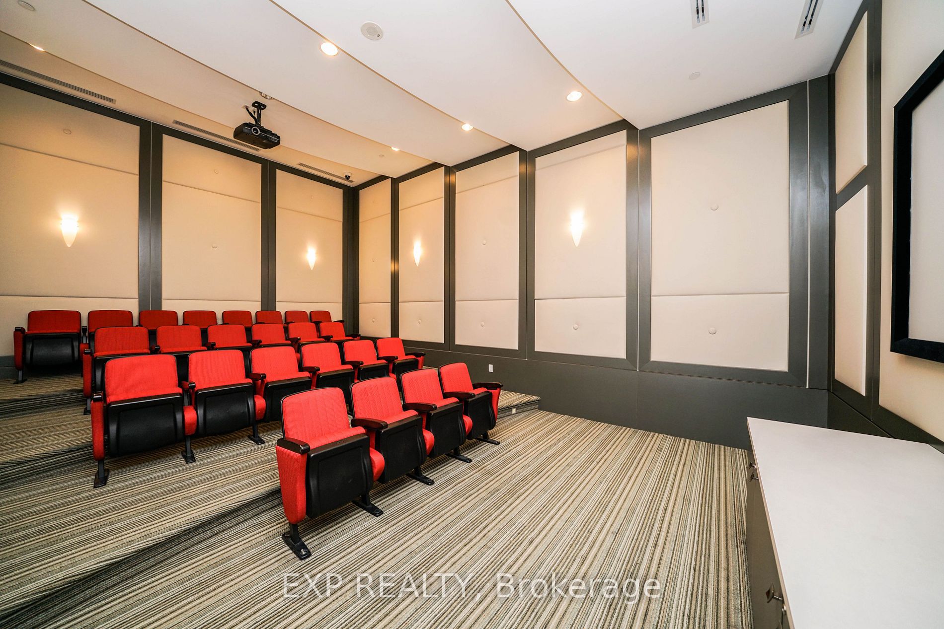 100 Harrison Garden Boulevard, #1822