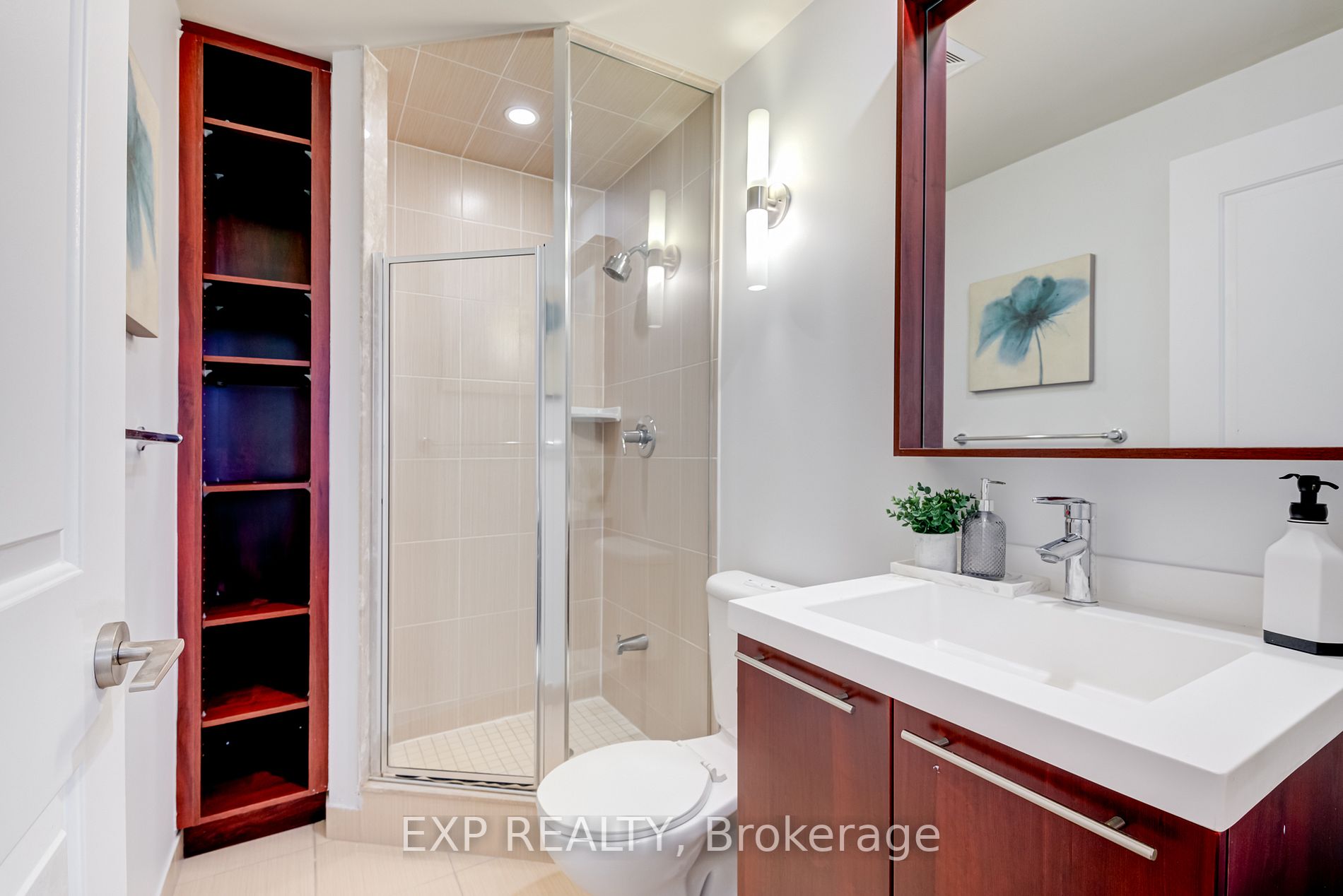 100 Harrison Garden Boulevard, #1822