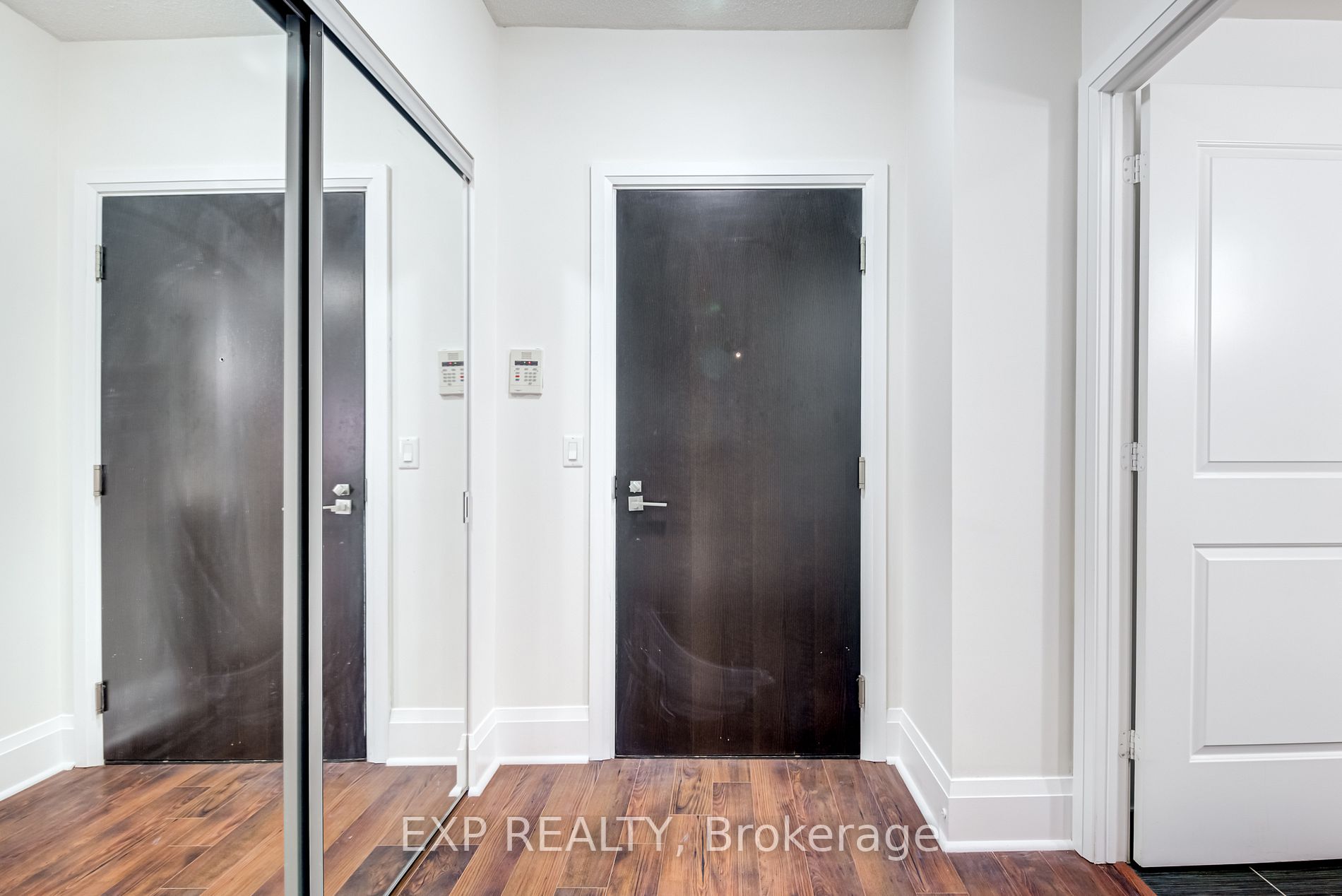100 Harrison Garden Boulevard, #1822