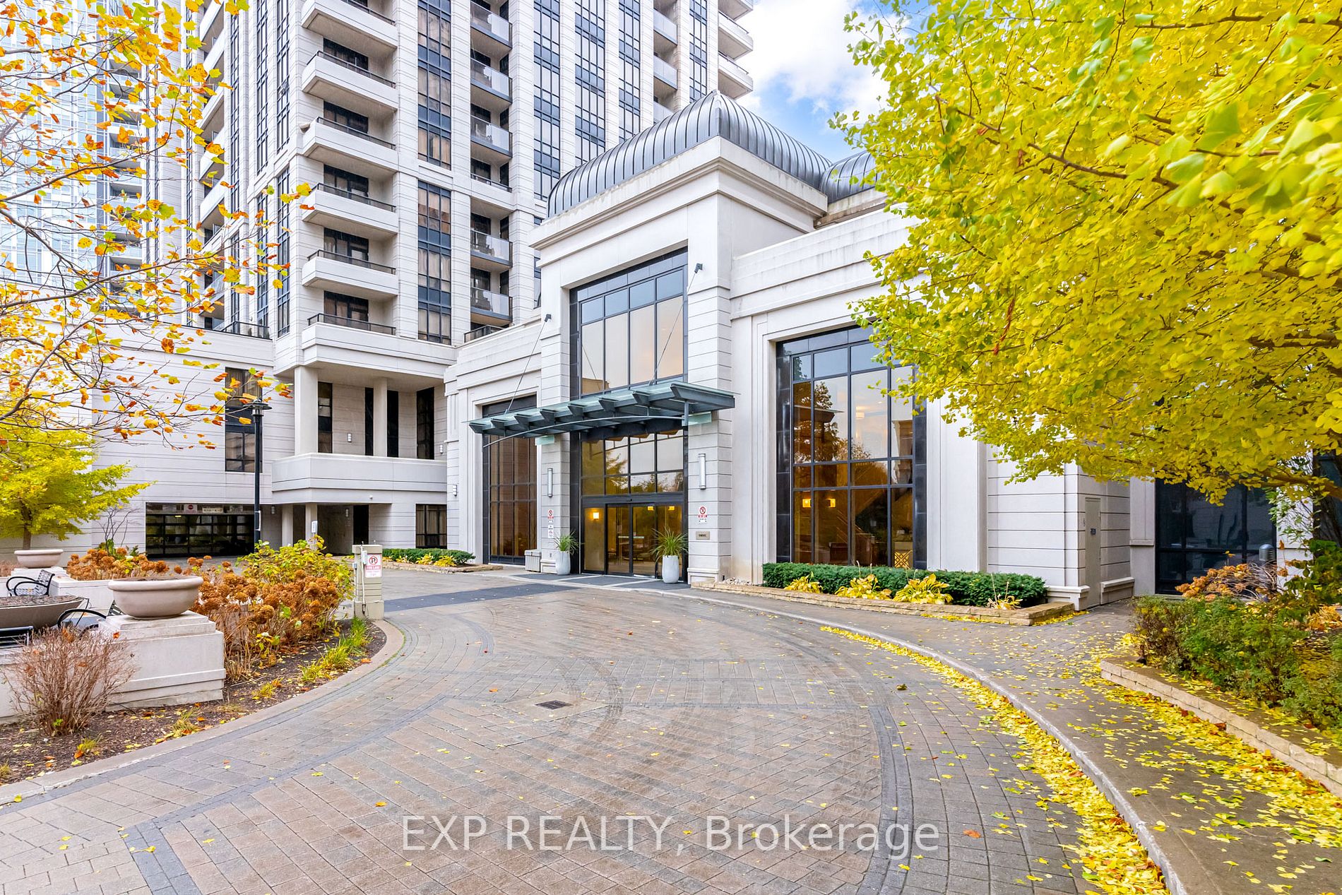 100 Harrison Garden Boulevard, #1822