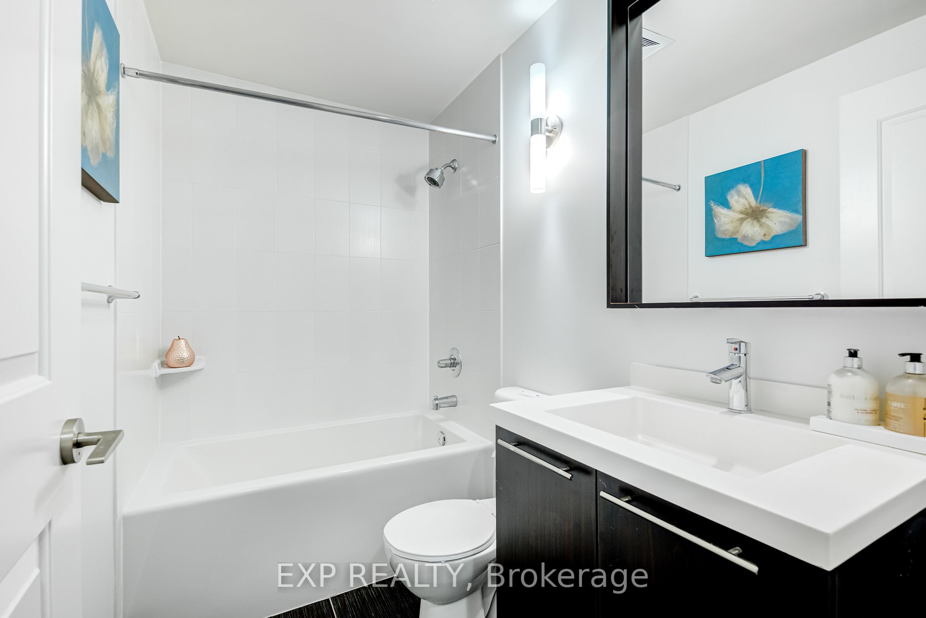 100 Harrison Garden Boulevard, #1822