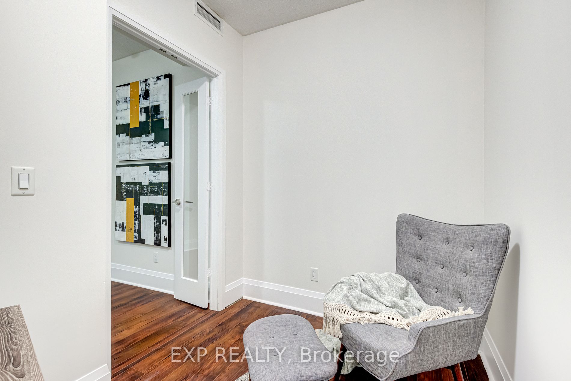 100 Harrison Garden Boulevard, #1822