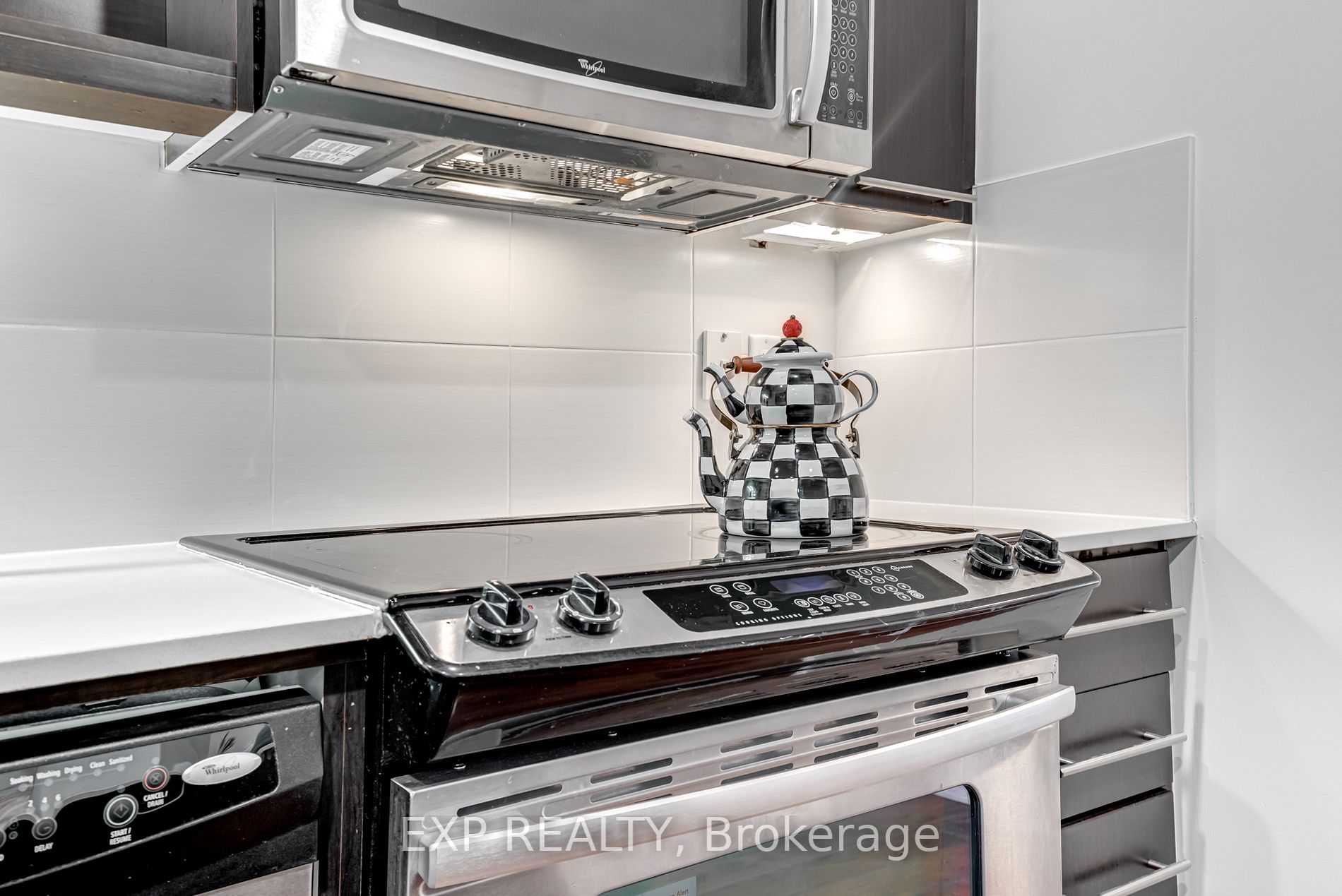 100 Harrison Garden Boulevard, #1822