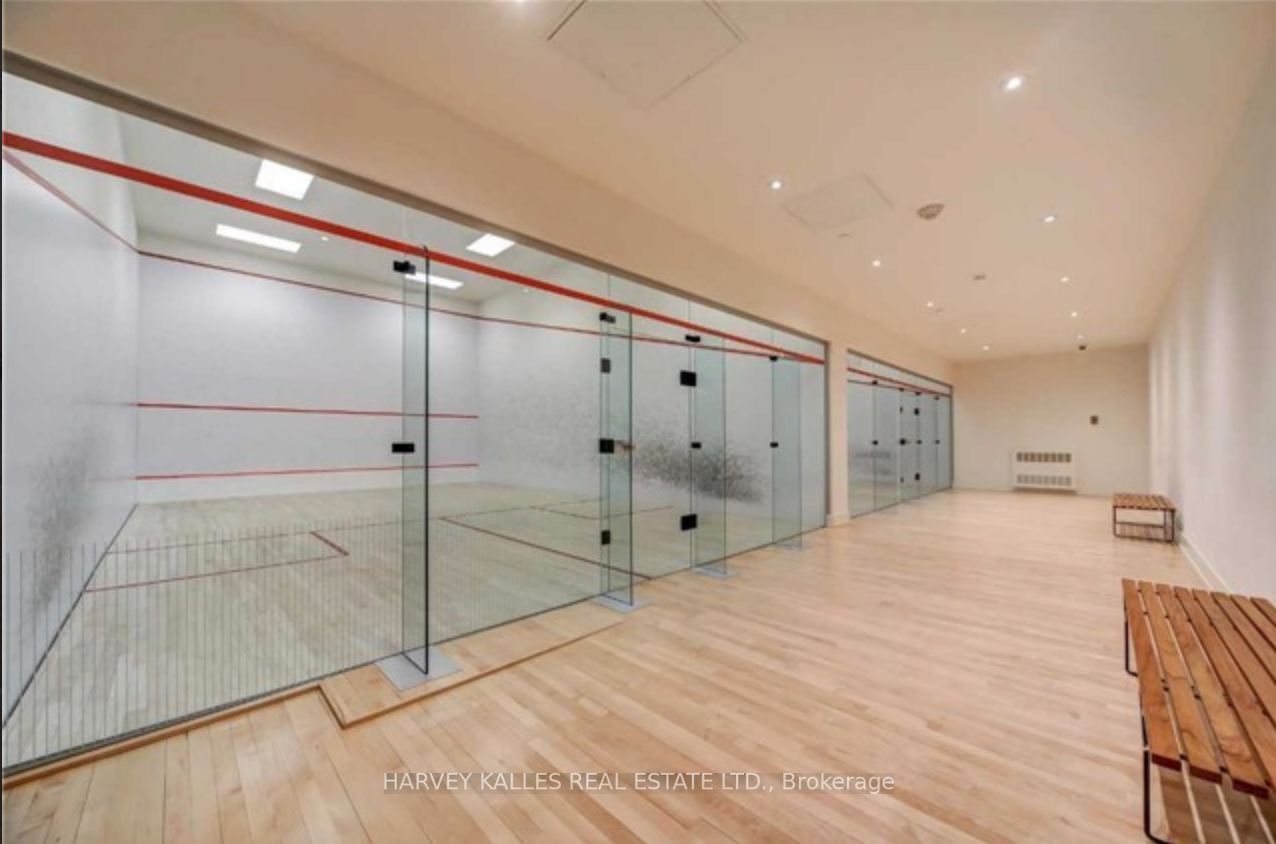 111 St Clair Avenue W, #1521