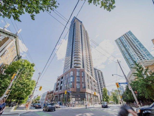 159 Wellesley Street E, #1202