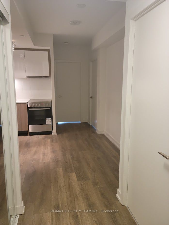 159 Wellesley Street E, #1202