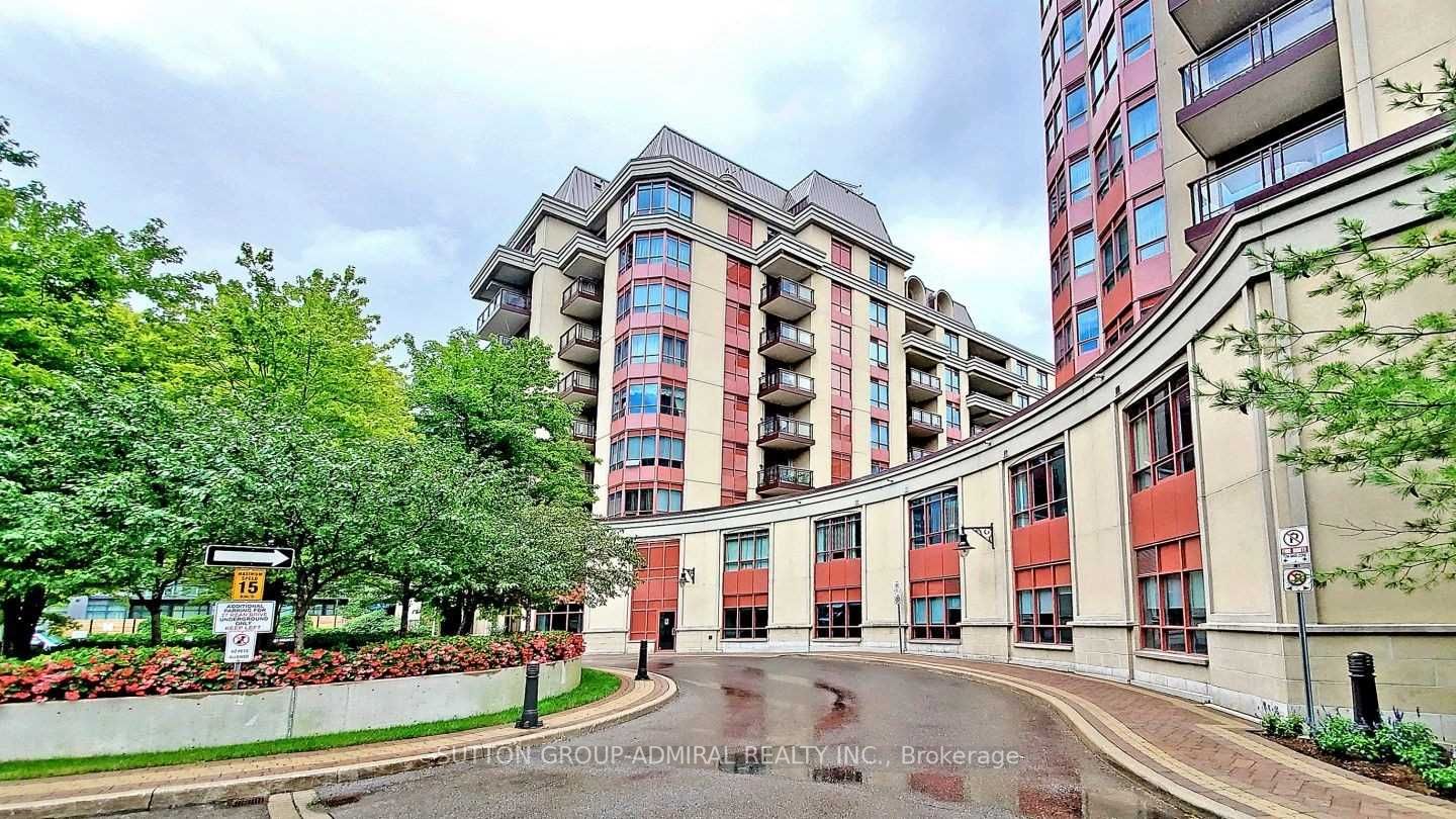 23 Rean Dr, #402