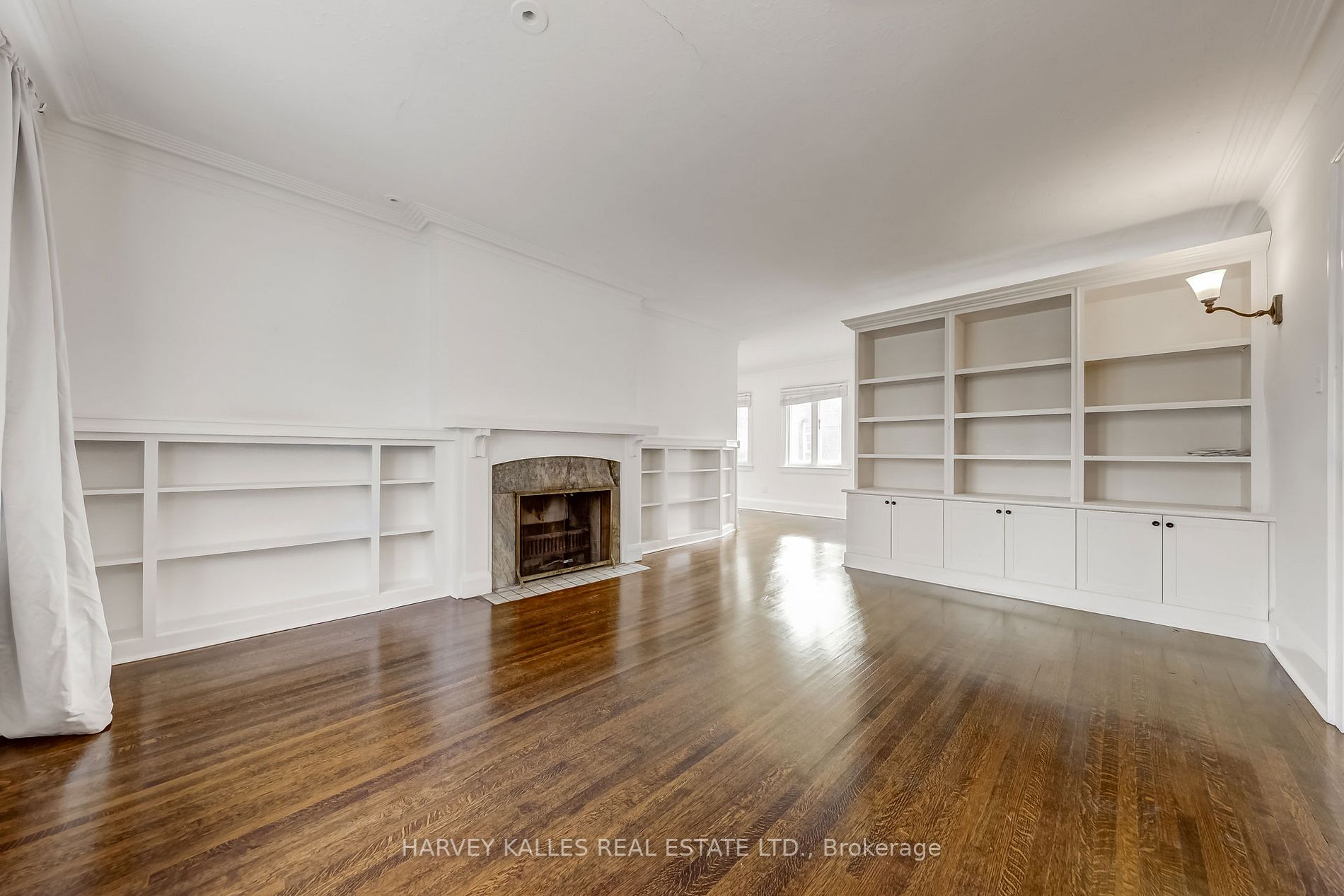 29 Hillhurst Boulevard