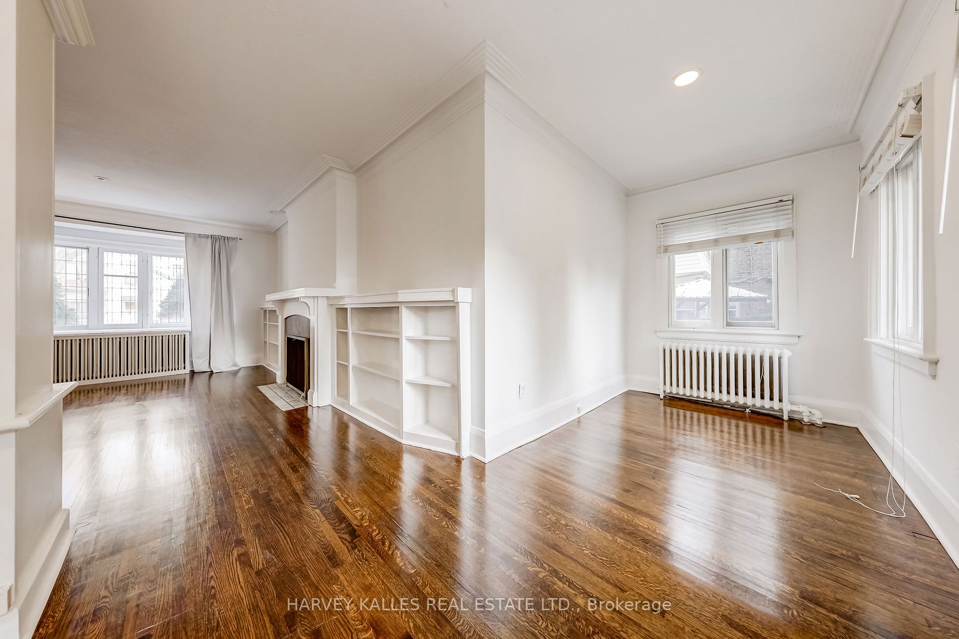 29 Hillhurst Boulevard