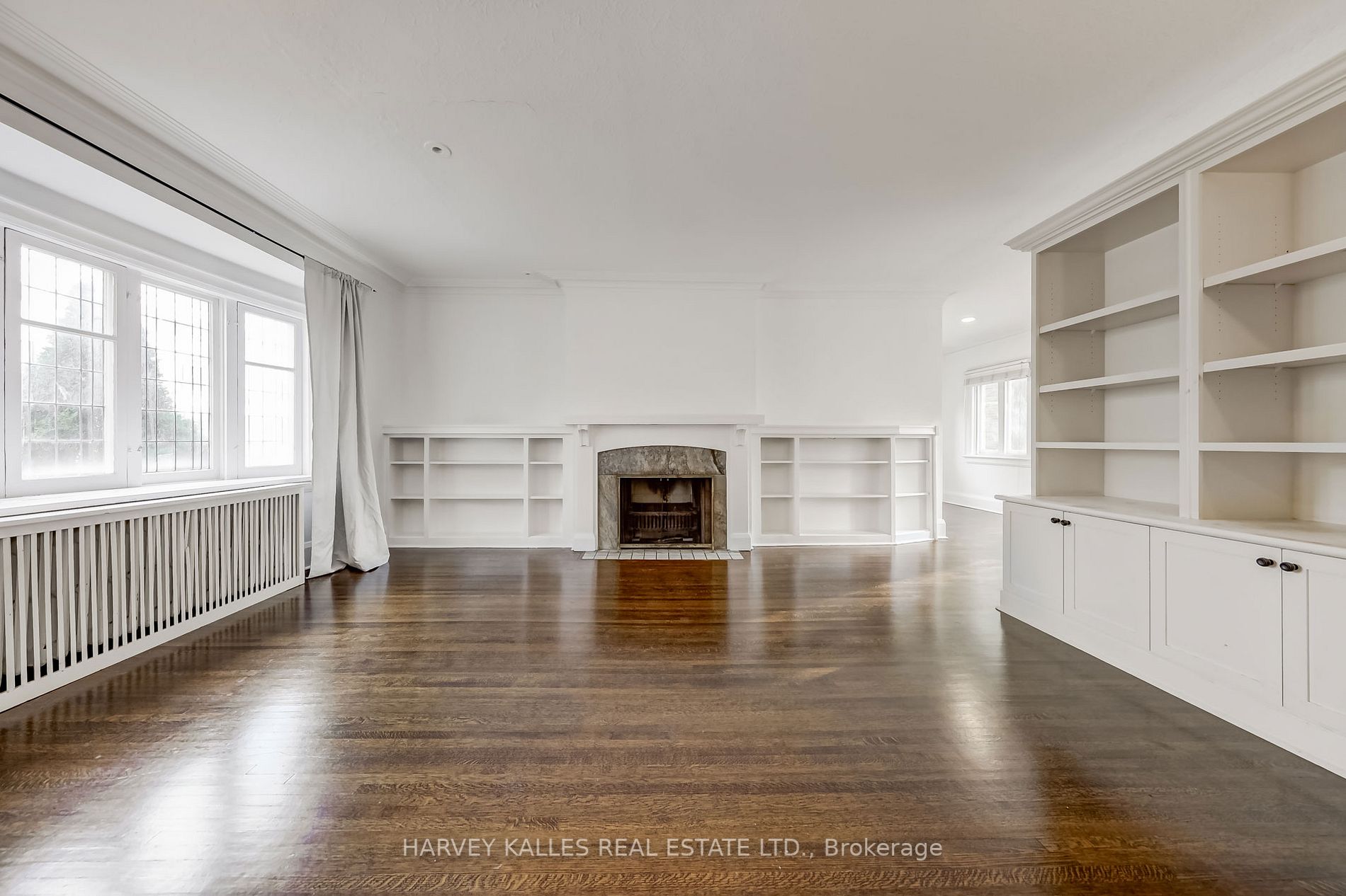 29 Hillhurst Boulevard
