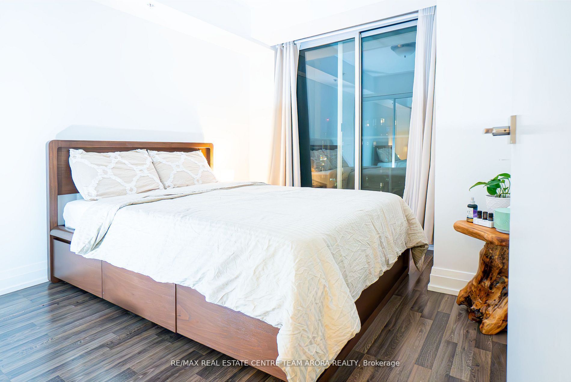 555 Wilson Ave, #E910