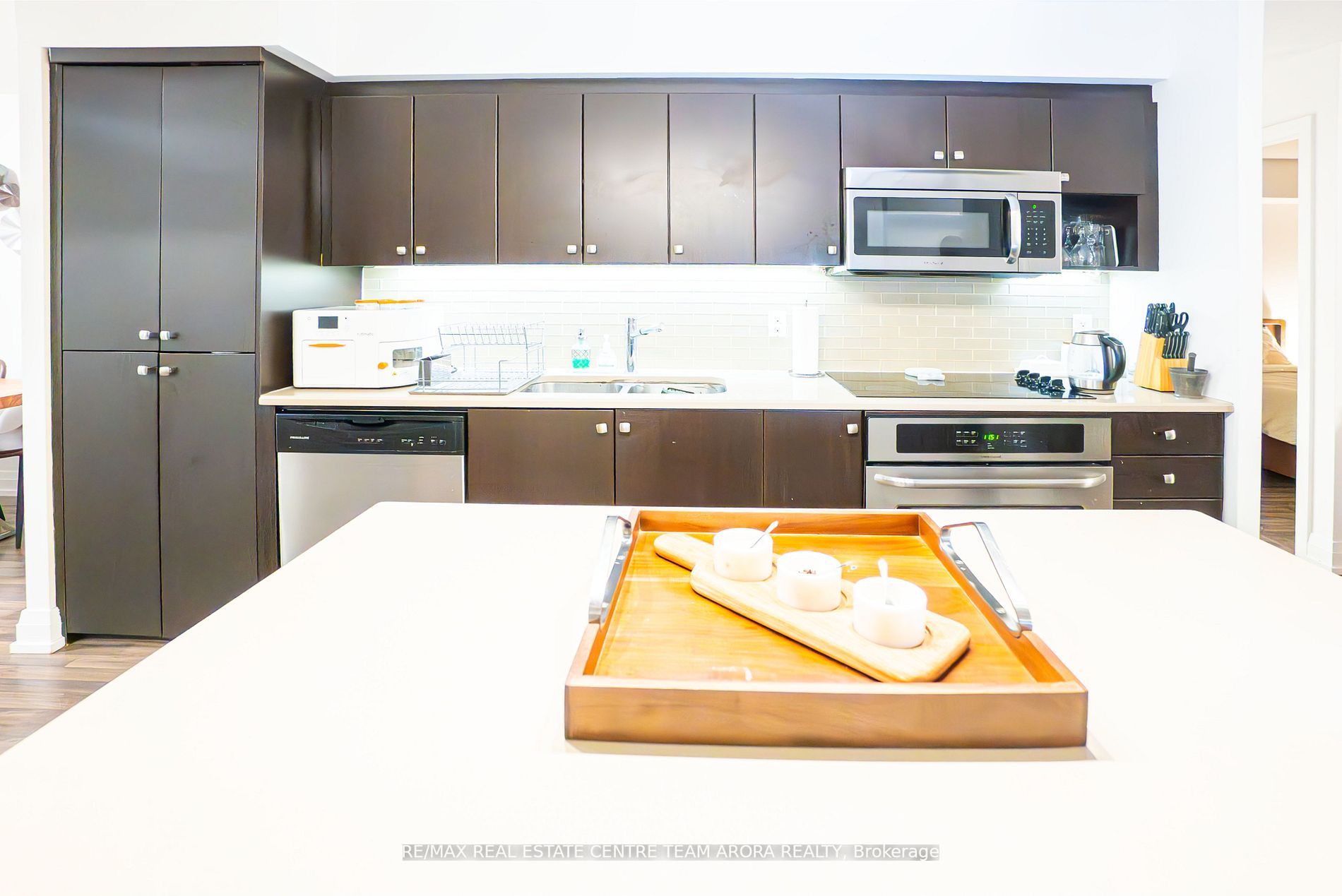 555 Wilson Ave, #E910