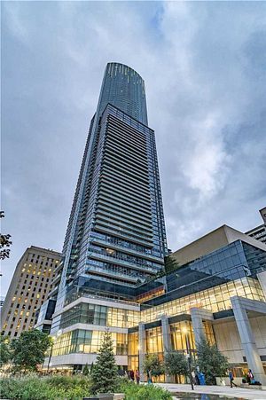 386 Yonge Street #5716