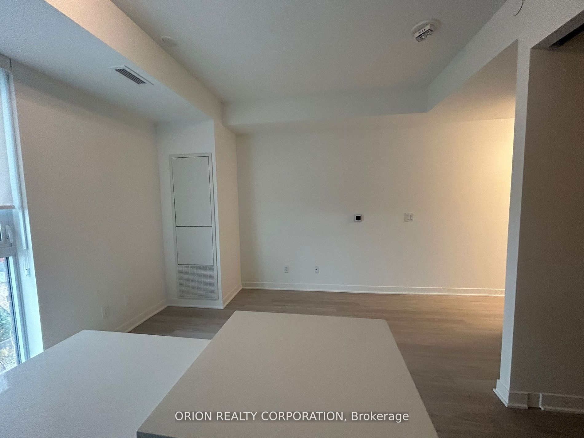 185 Alberta Avenue, #1009
