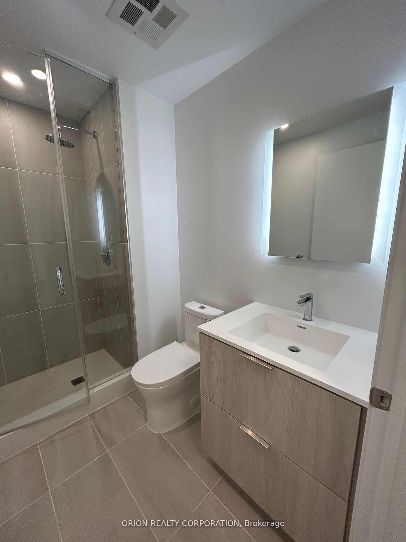 185 Alberta Avenue, #1009