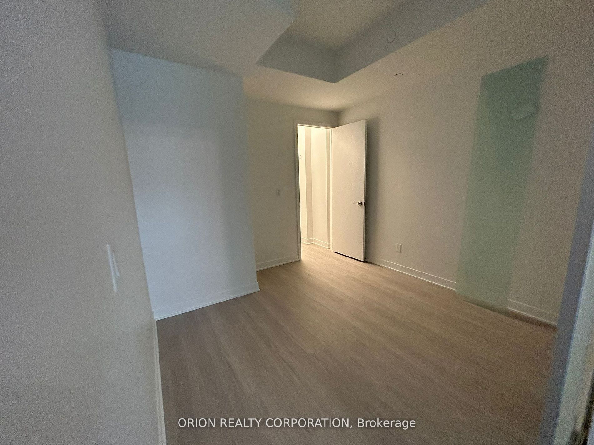 185 Alberta Avenue, #1009