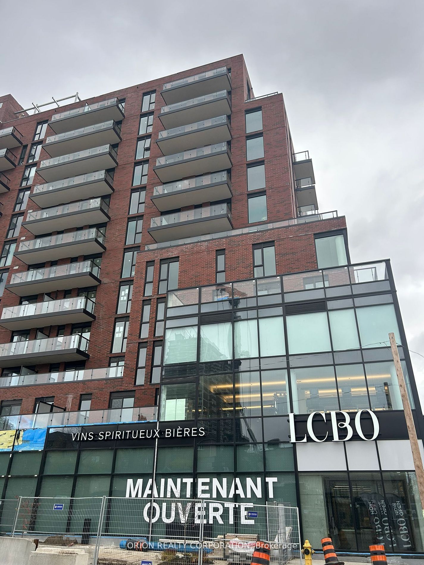 185 Alberta Avenue, #1009