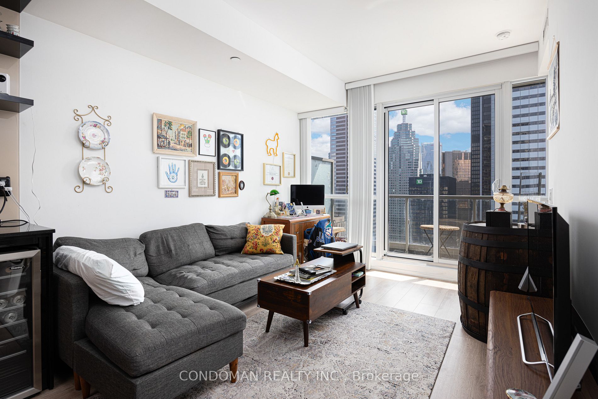 70 Temperance St, #3909