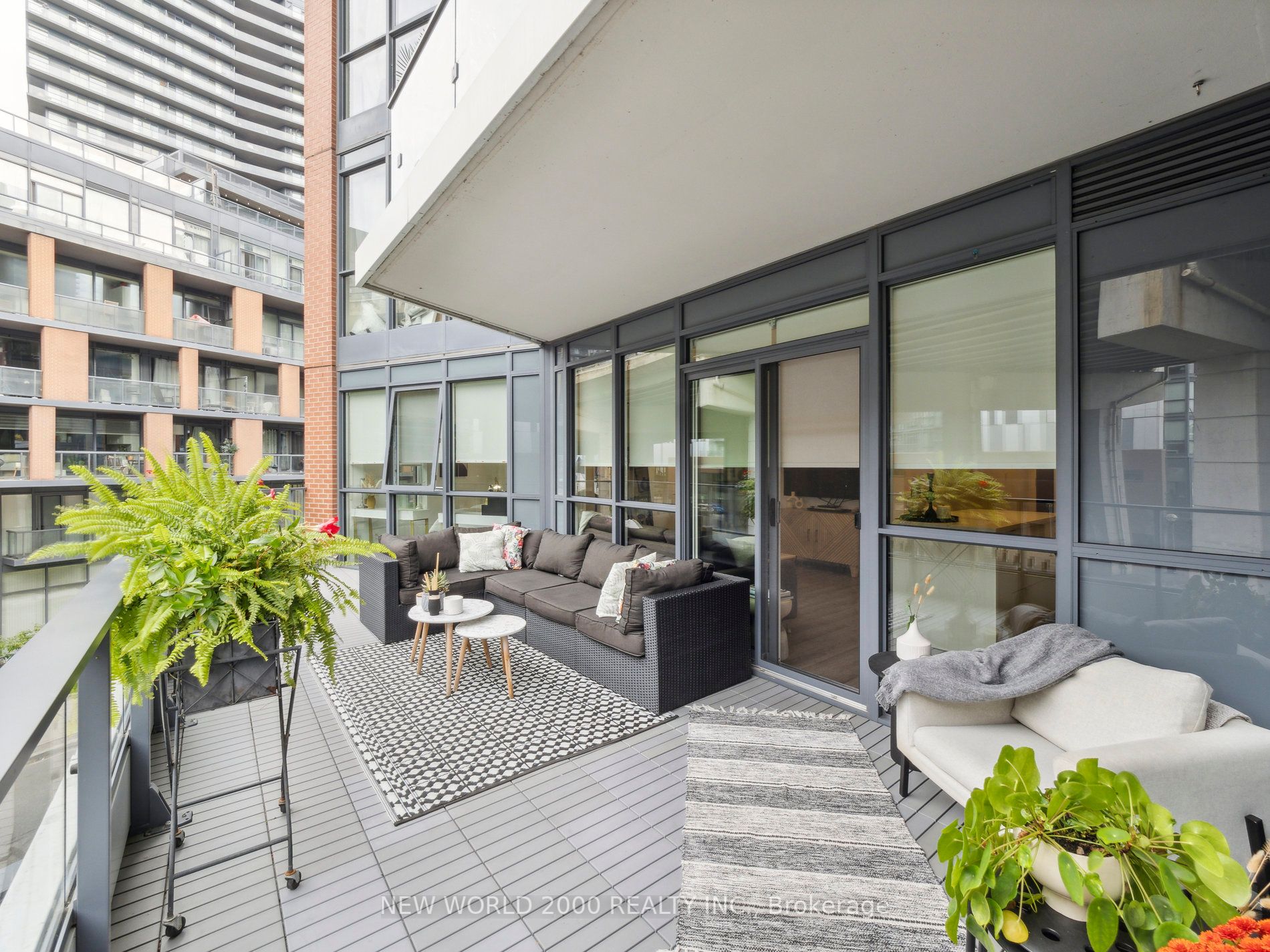 50 Bruyeres Mews, #313