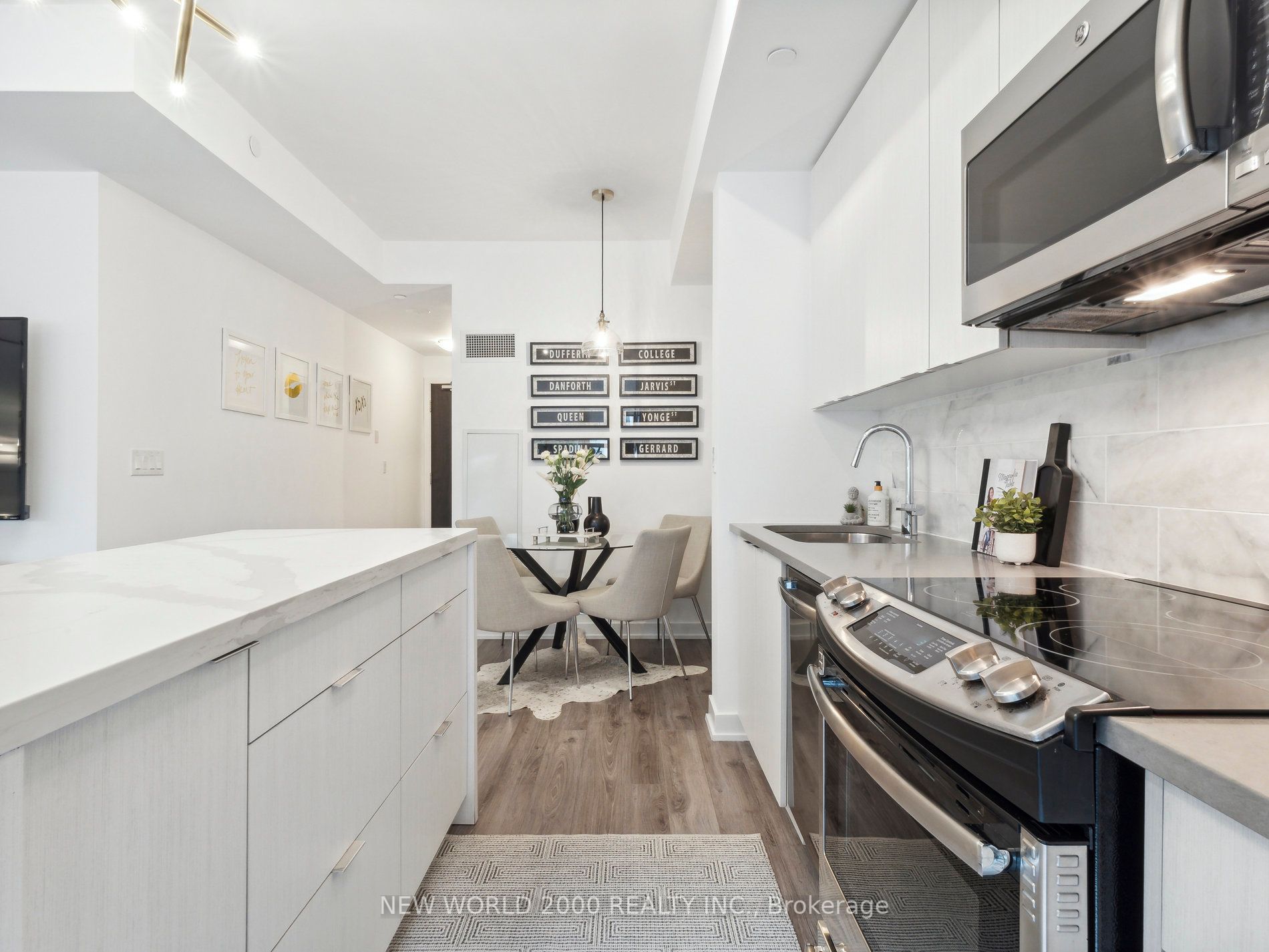 50 Bruyeres Mews, #313