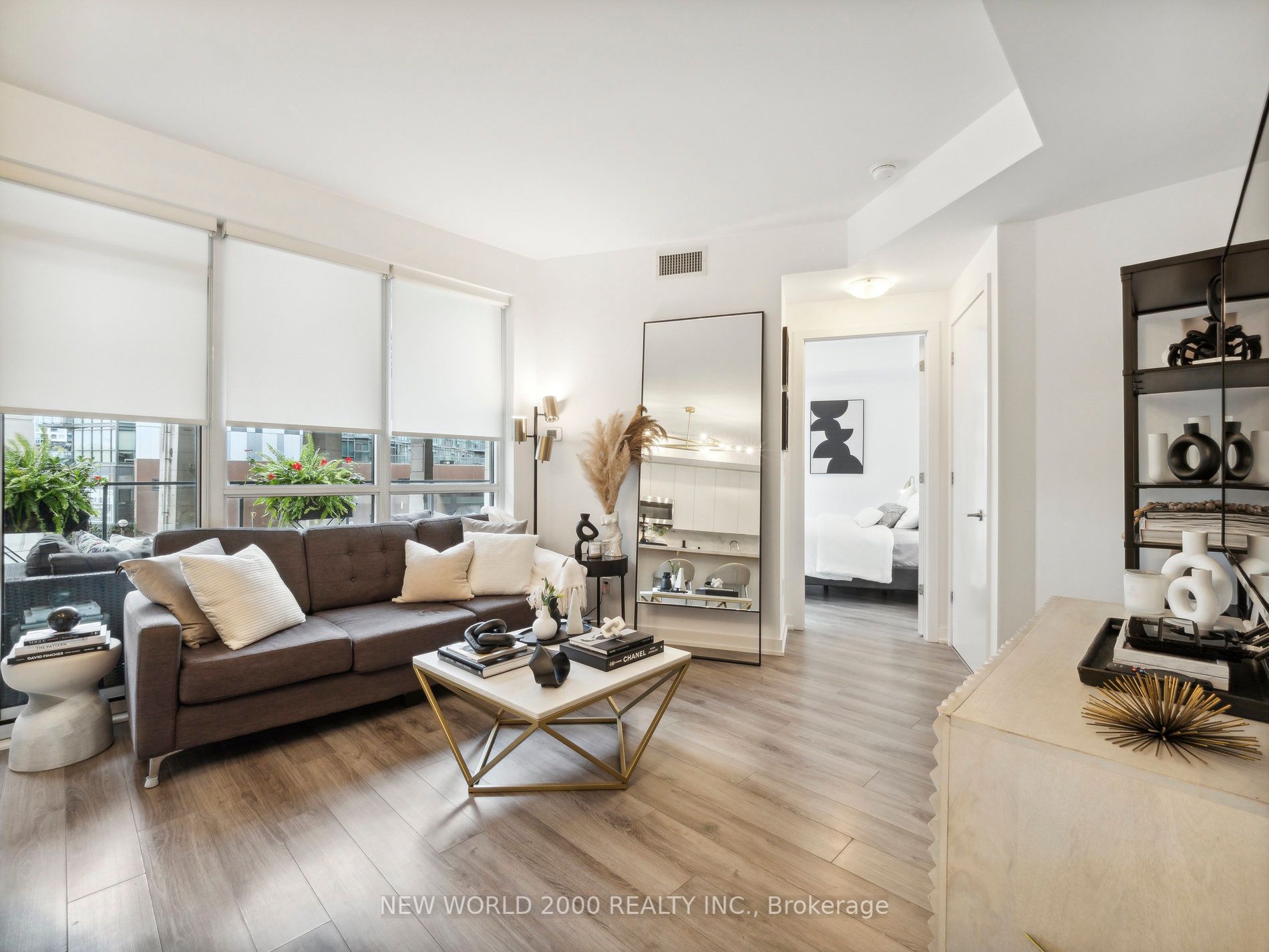 50 Bruyeres Mews, #313