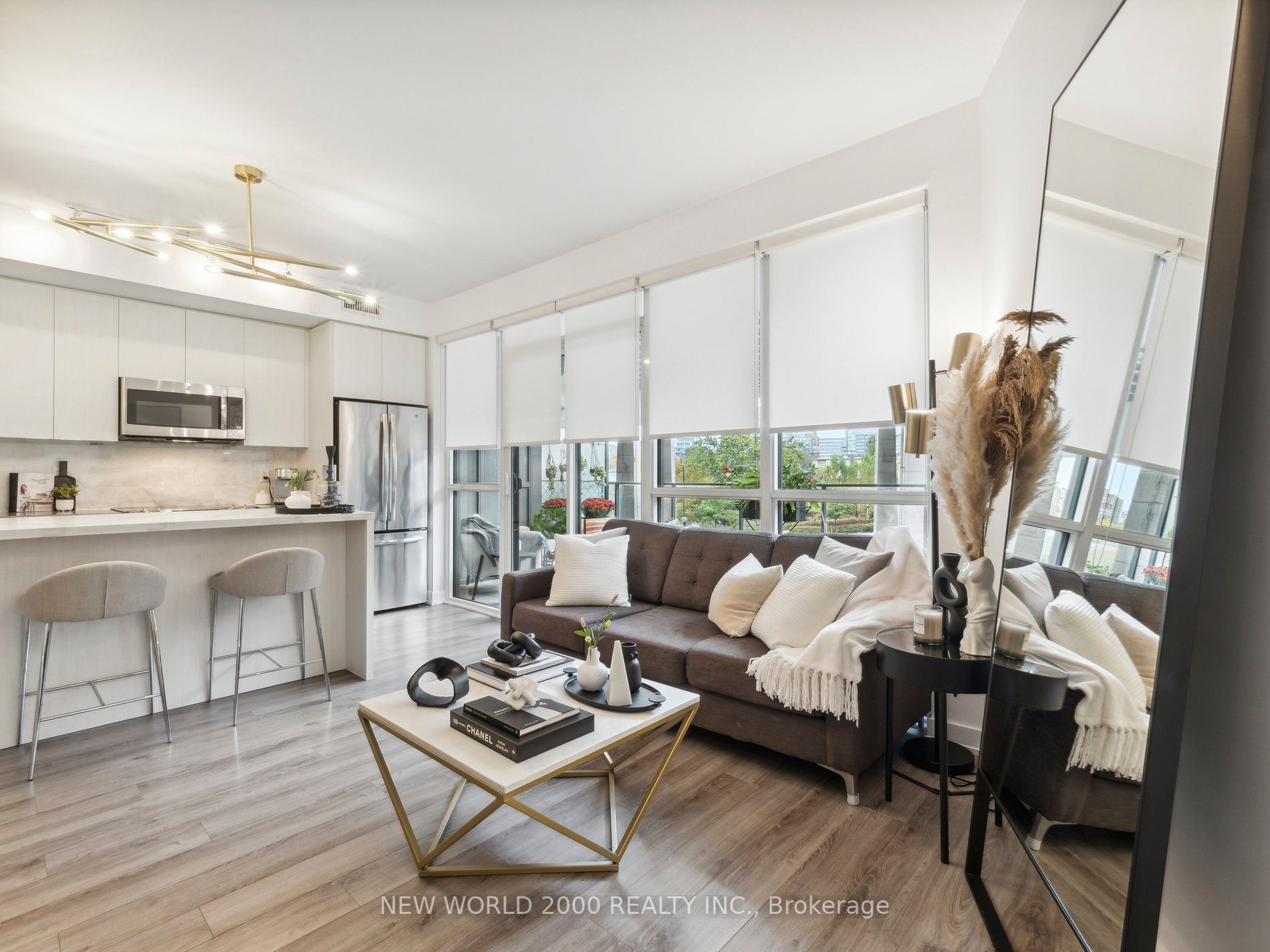 50 Bruyeres Mews, #313