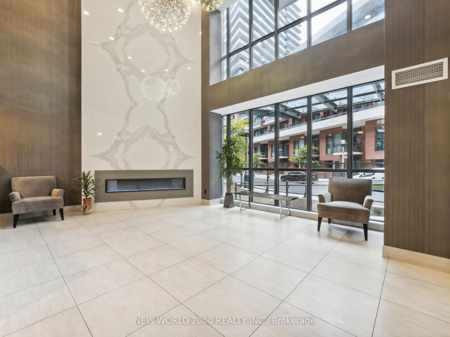 50 Bruyeres Mews, #313