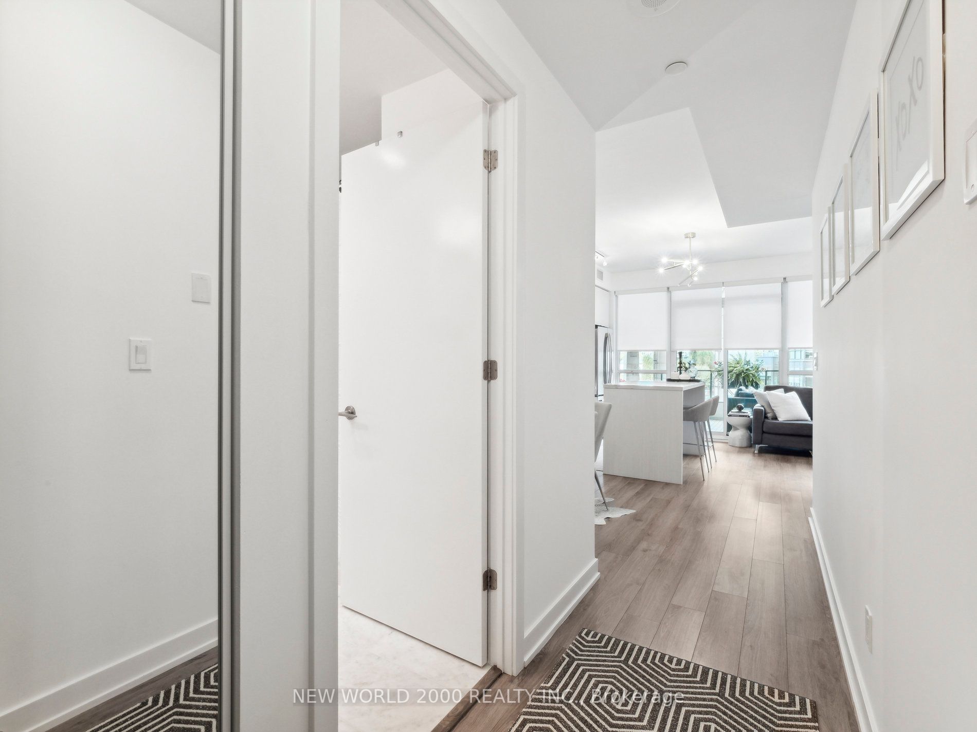 50 Bruyeres Mews, #313