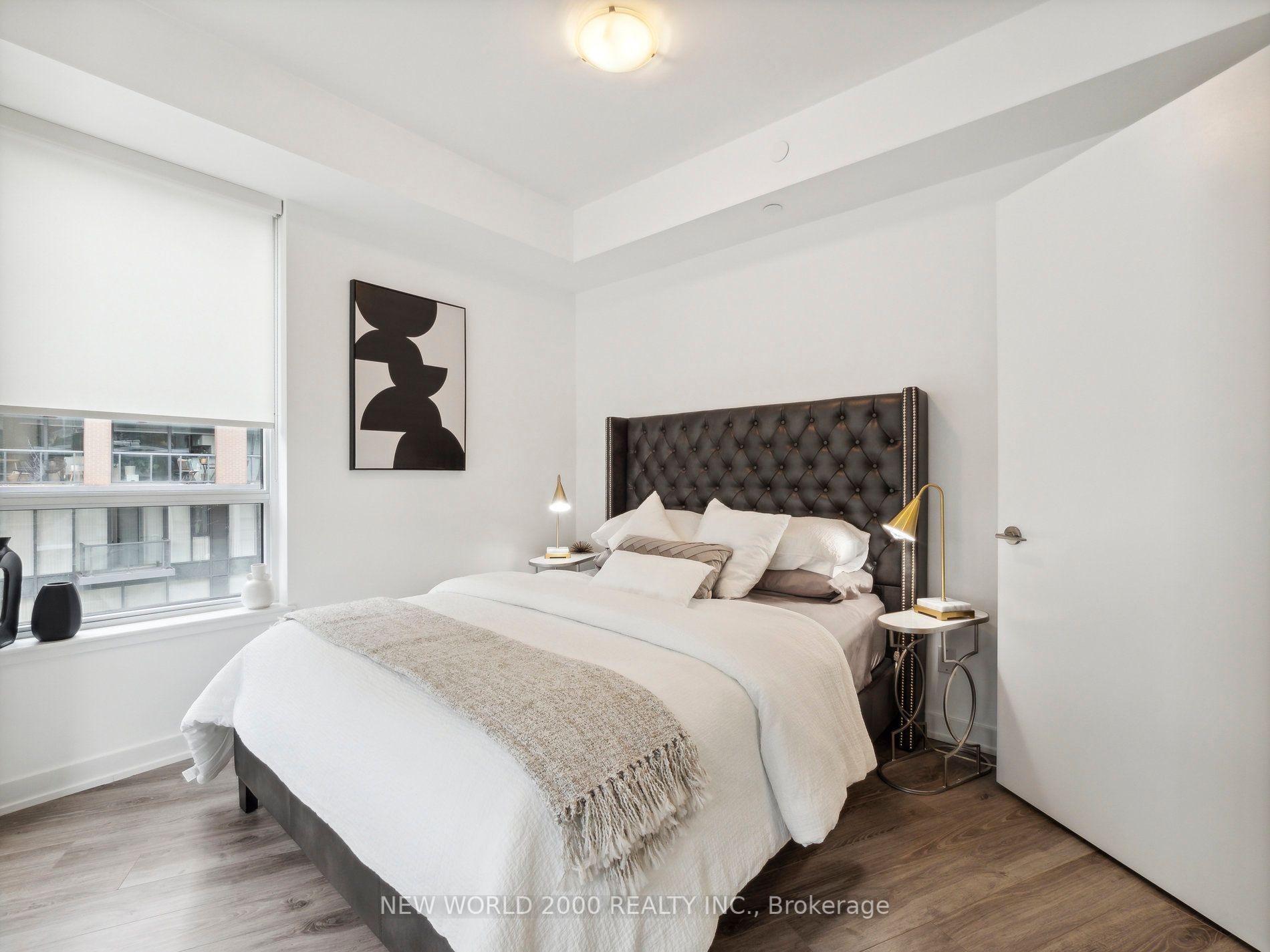 50 Bruyeres Mews, #313