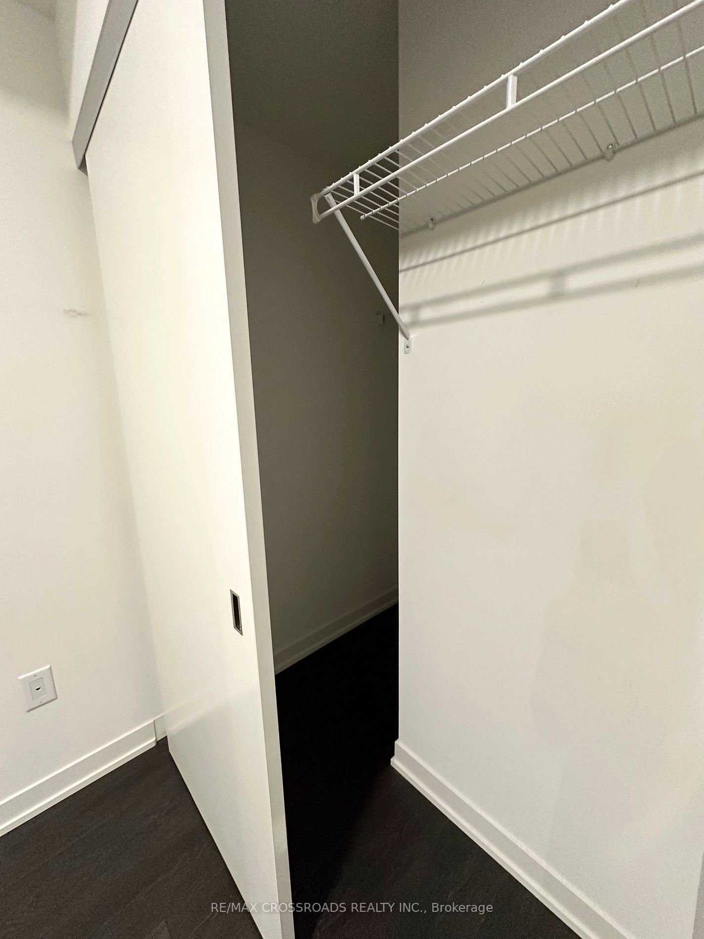 20 Richardson St, #405