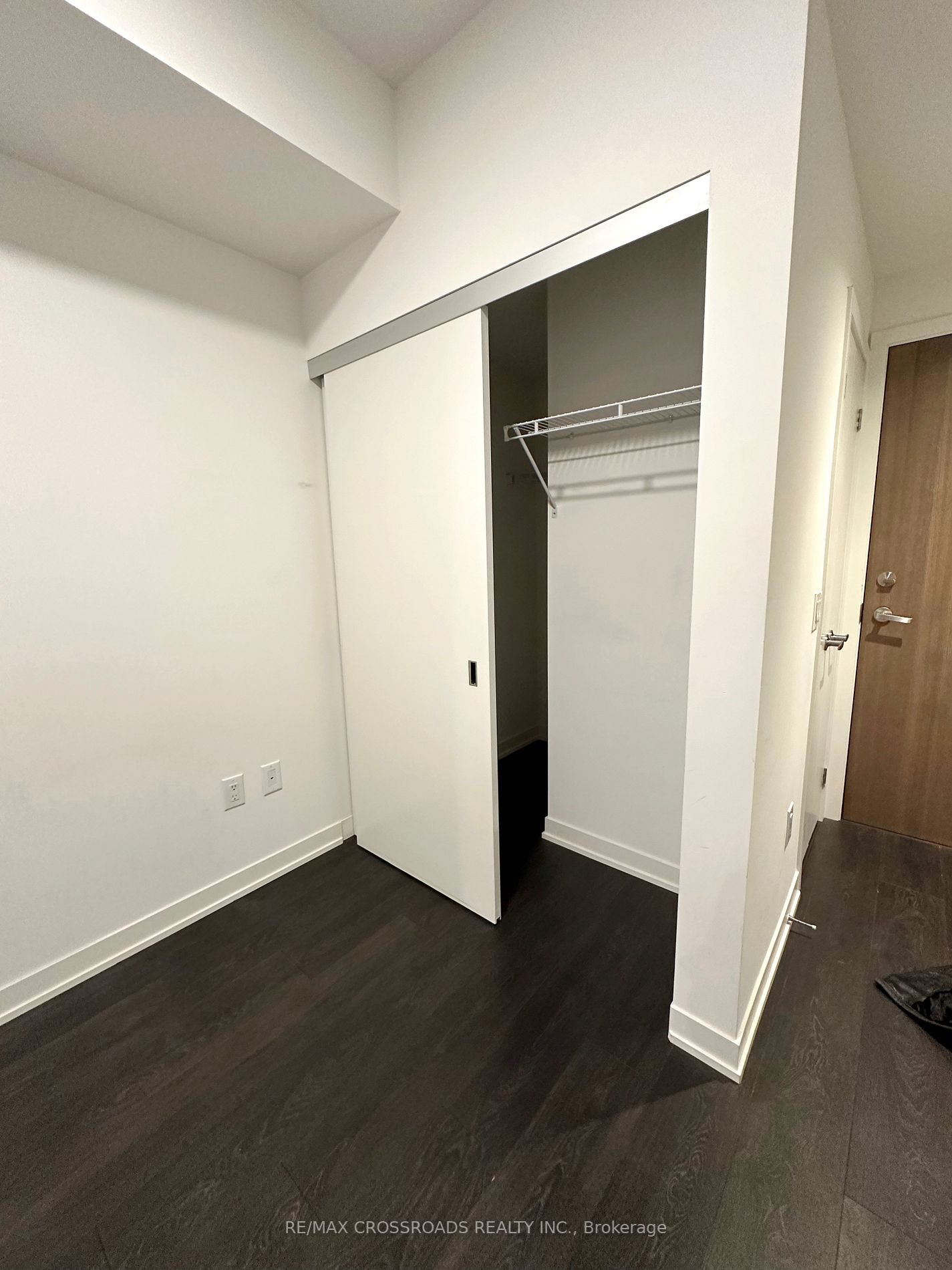 20 Richardson St, #405