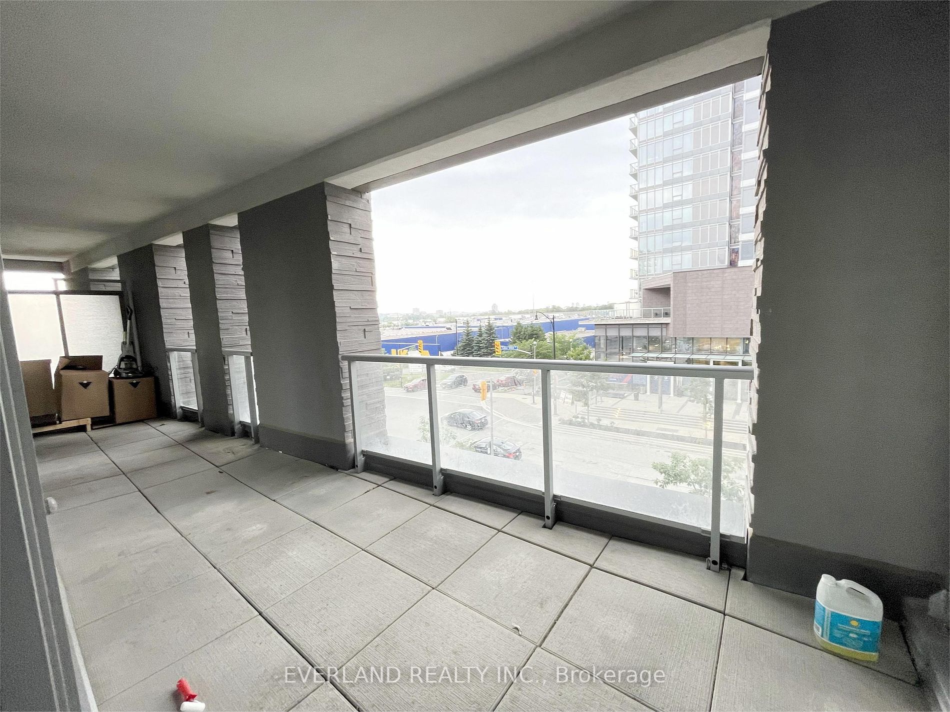 72 Esther Shiner Boulevard, #221
