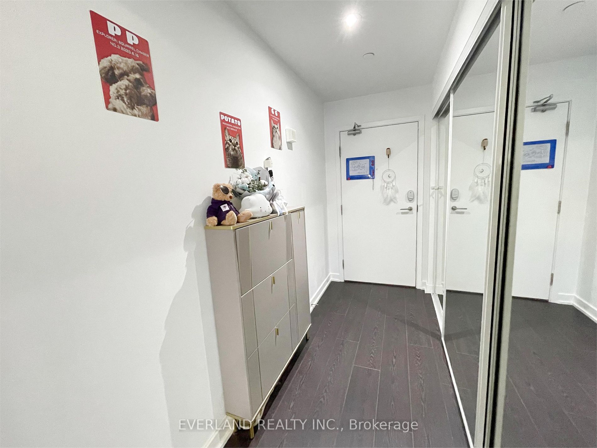 72 Esther Shiner Boulevard, #221