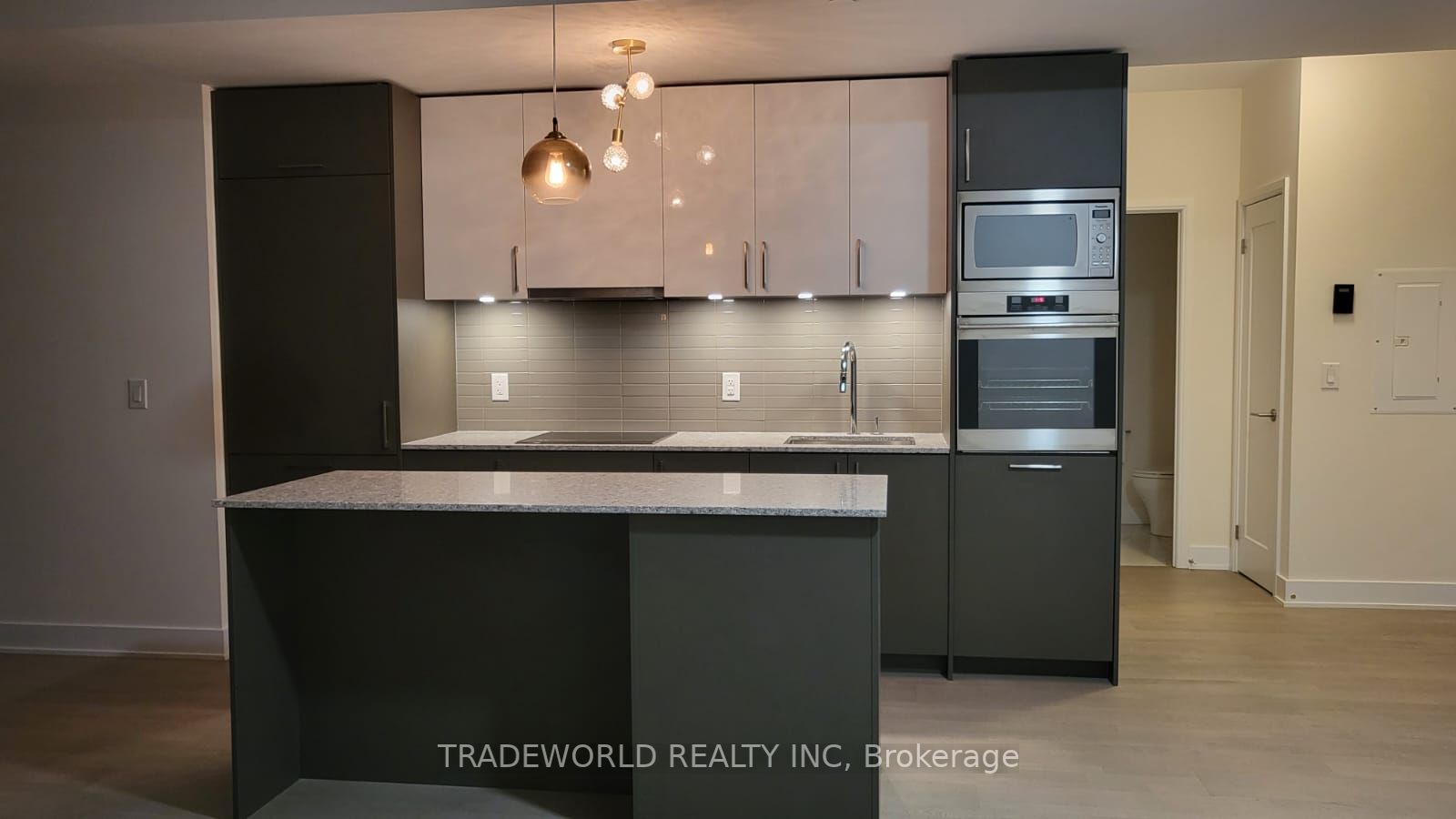 88 Cumberland St, #902