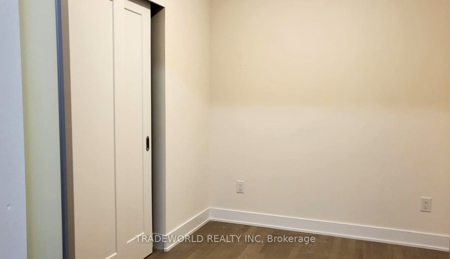 88 Cumberland St, #902