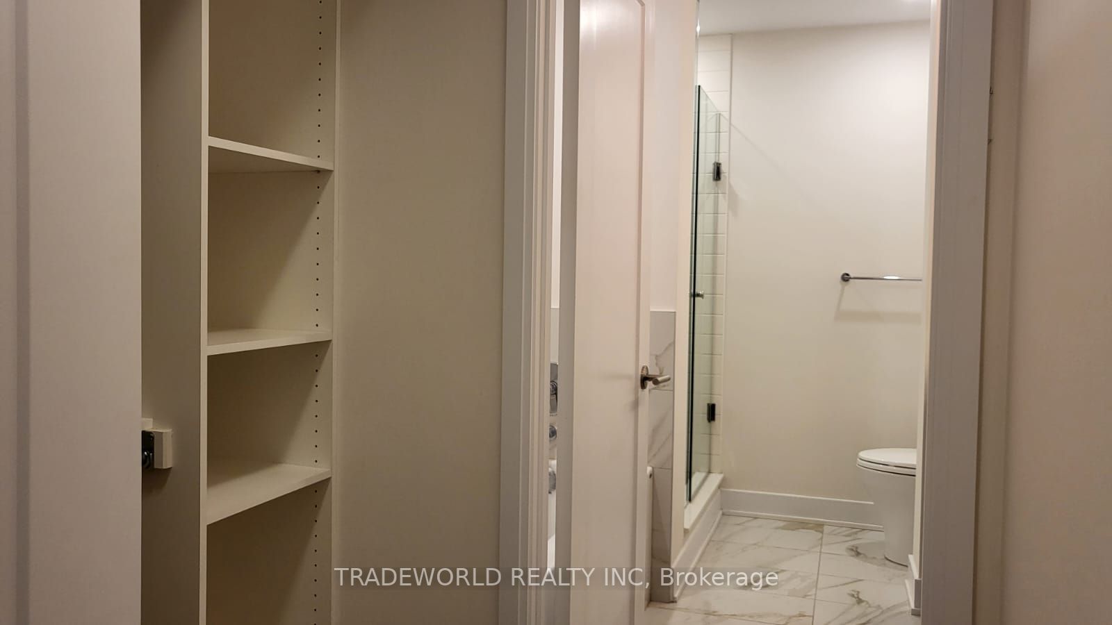 88 Cumberland St, #902