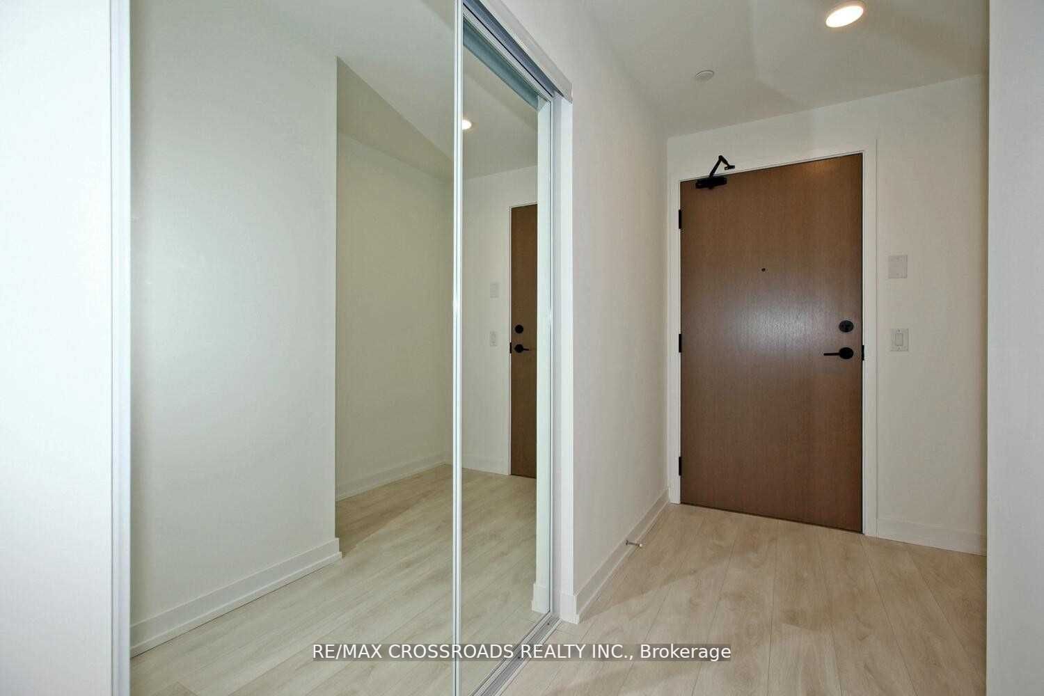 225 Sumach St, #1703