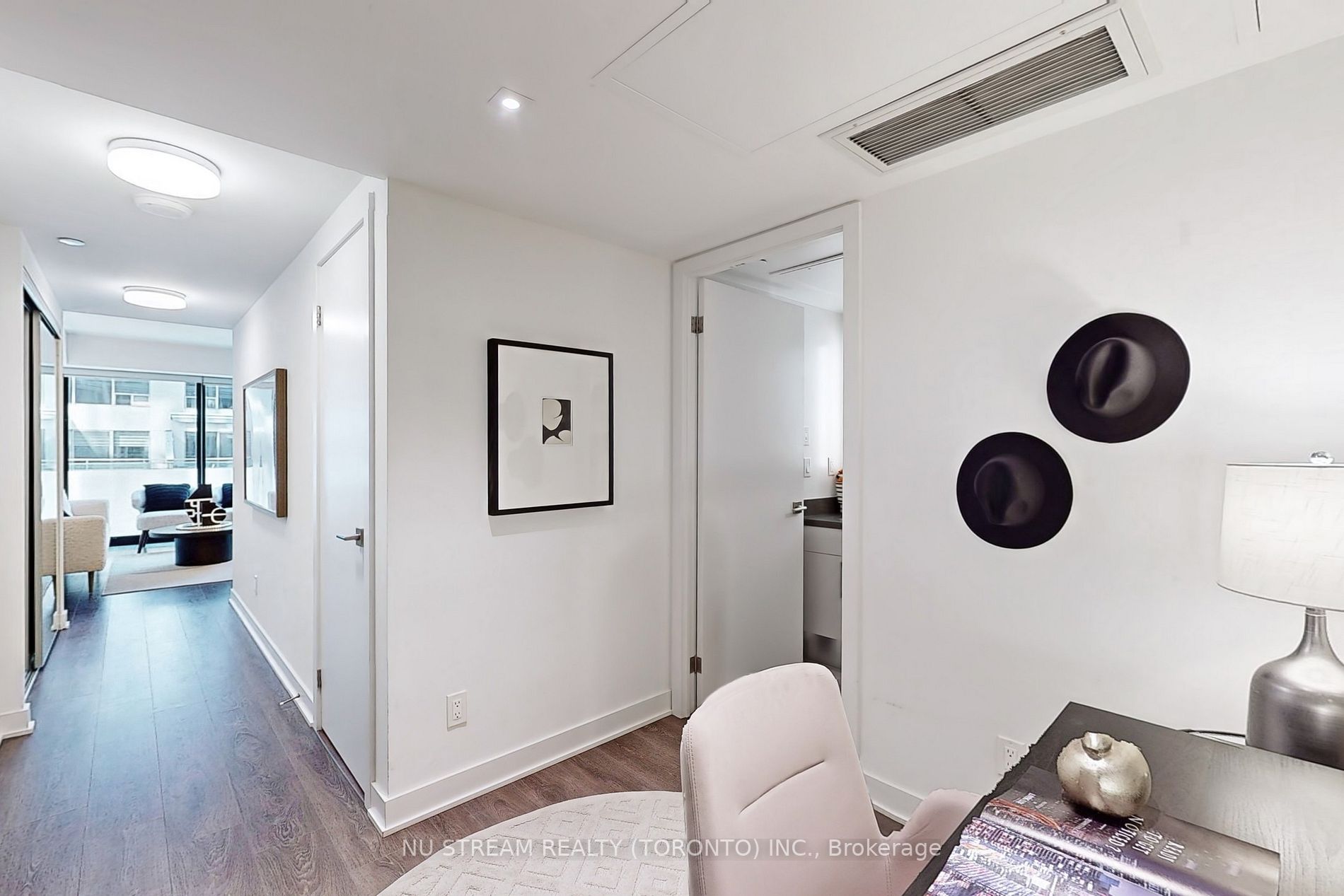 188 Cumberland St, #1408