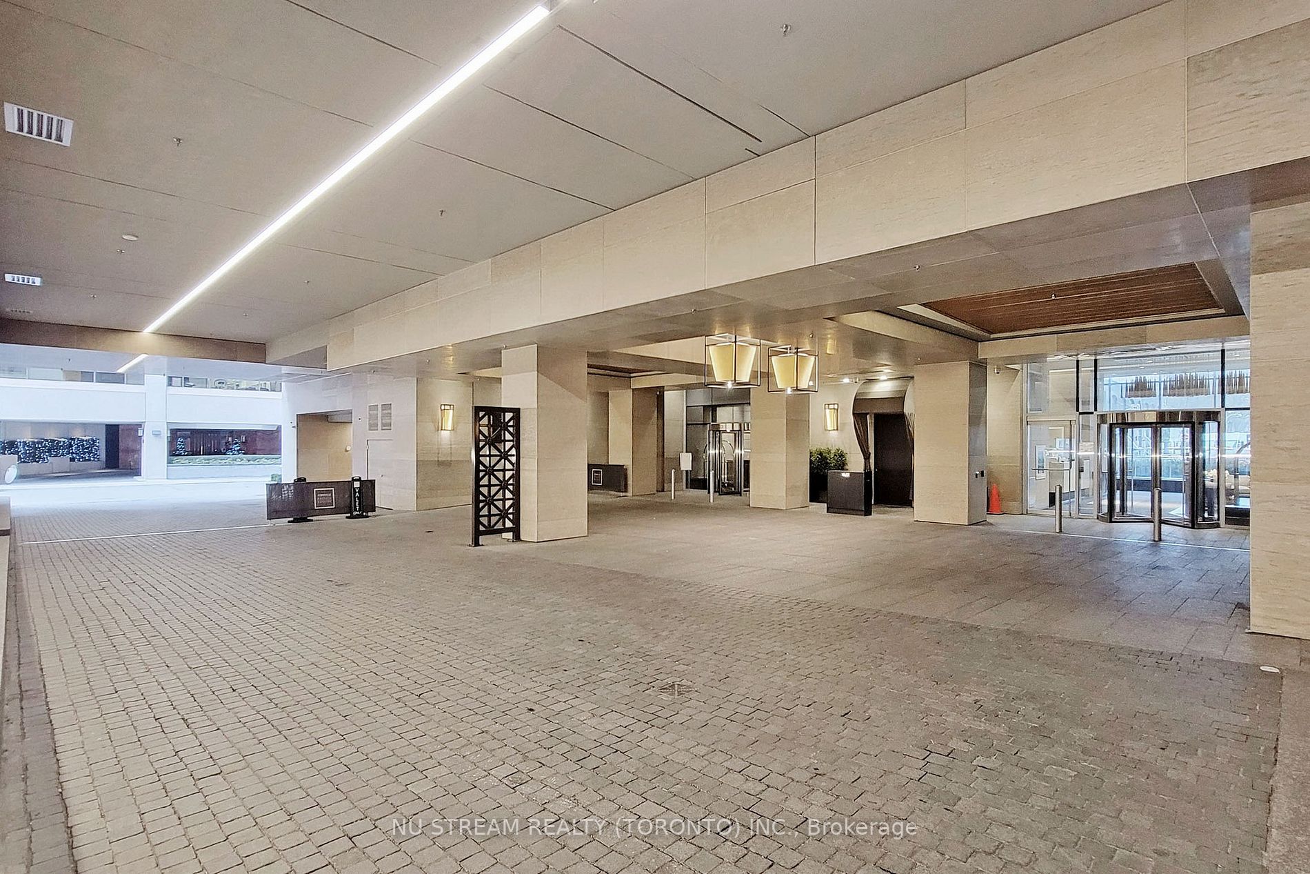 188 Cumberland St, #1408