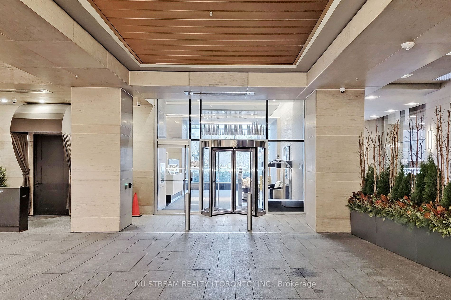 188 Cumberland St, #1408