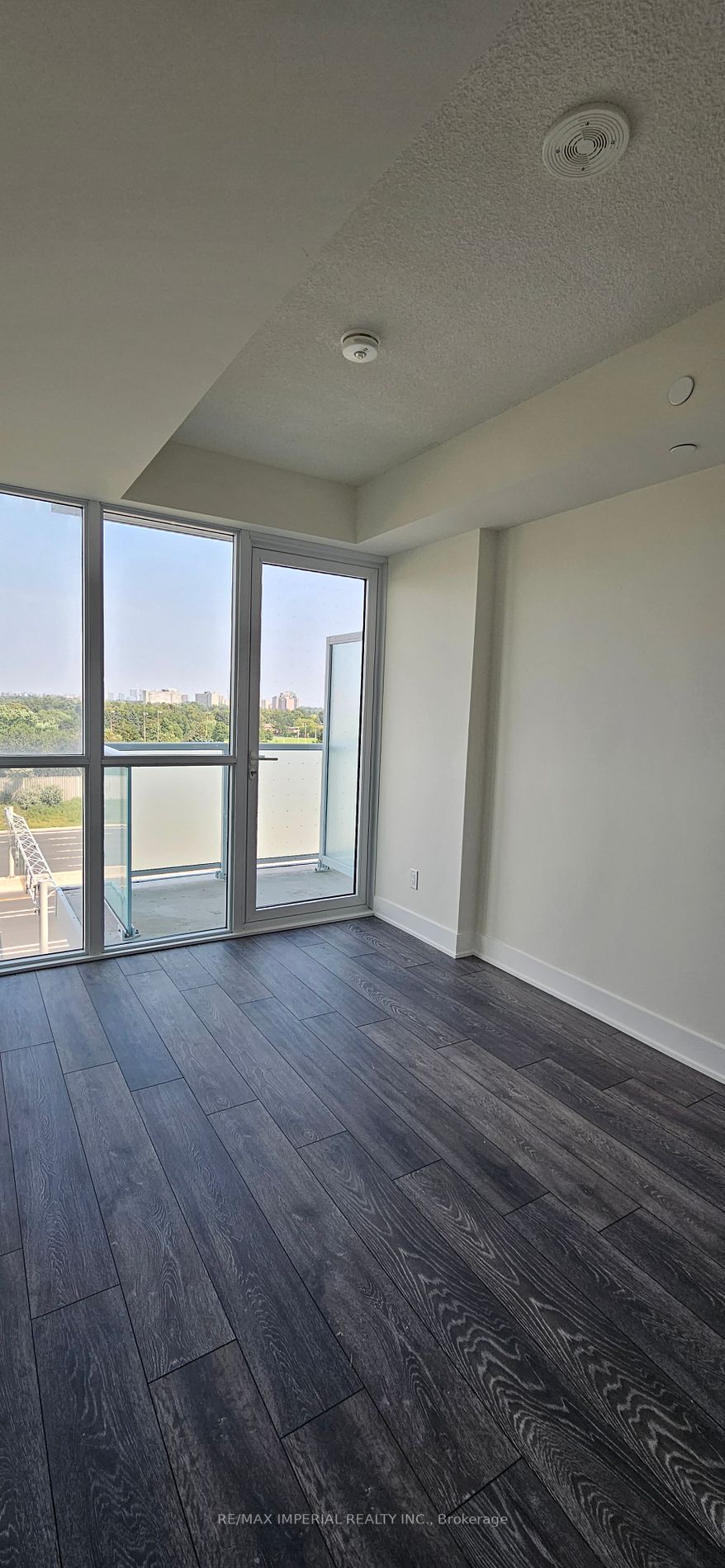 188 Fairview Mall Dr, #723