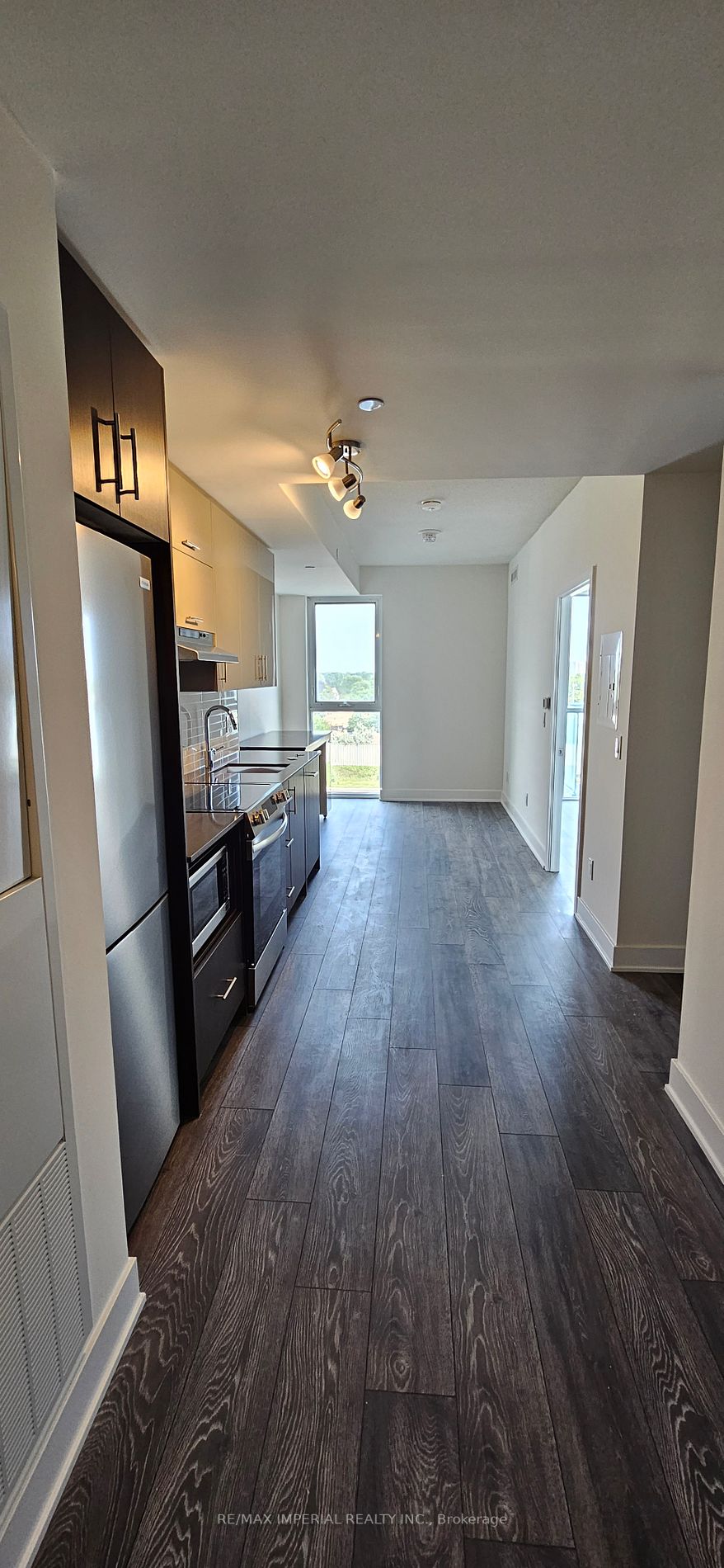 188 Fairview Mall Dr, #723